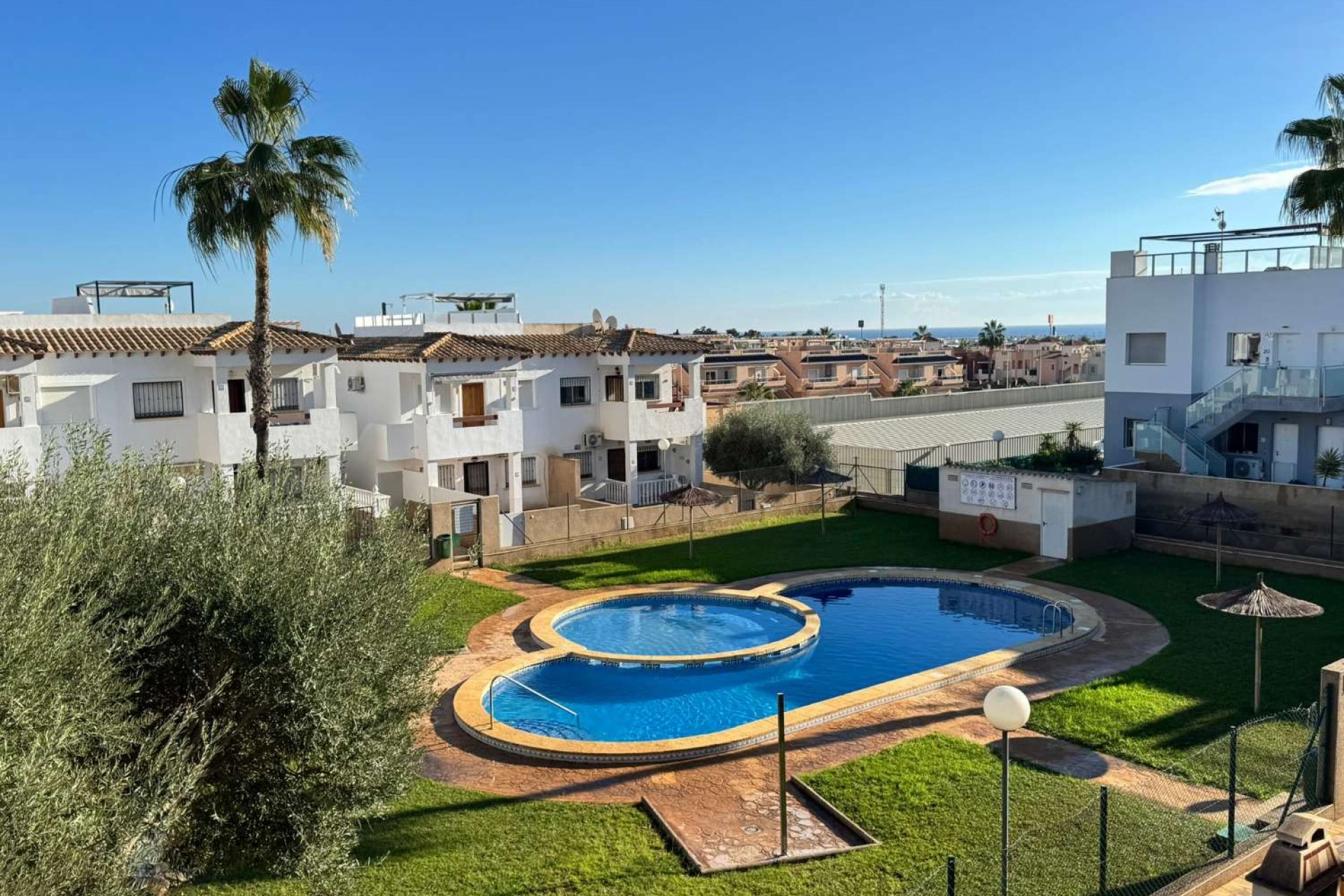 Återförsäljning - Apartment -
Orihuela - Punta Prima