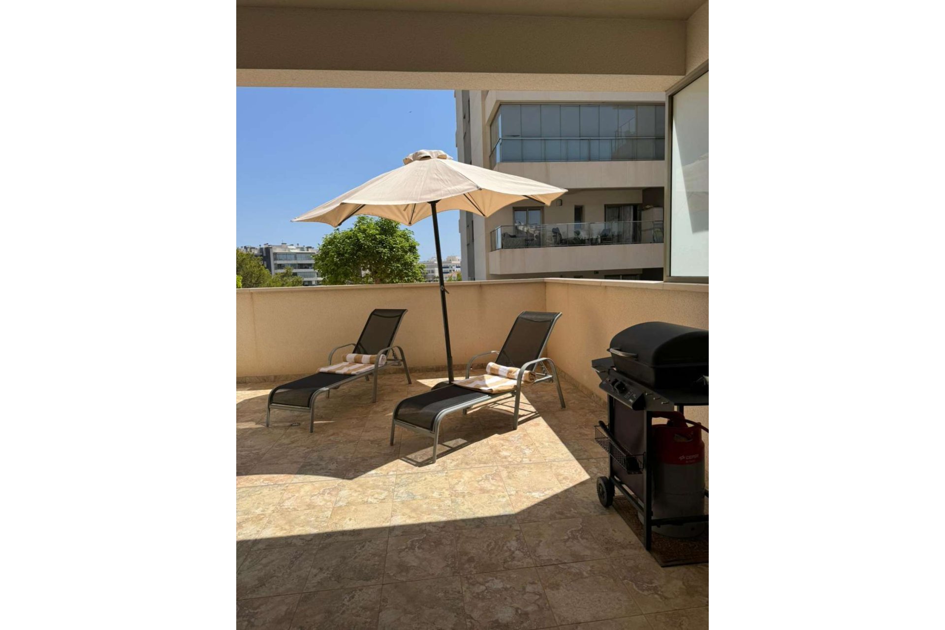 Återförsäljning - Apartment -
Orihuela - Villamartín-Las Filipinas