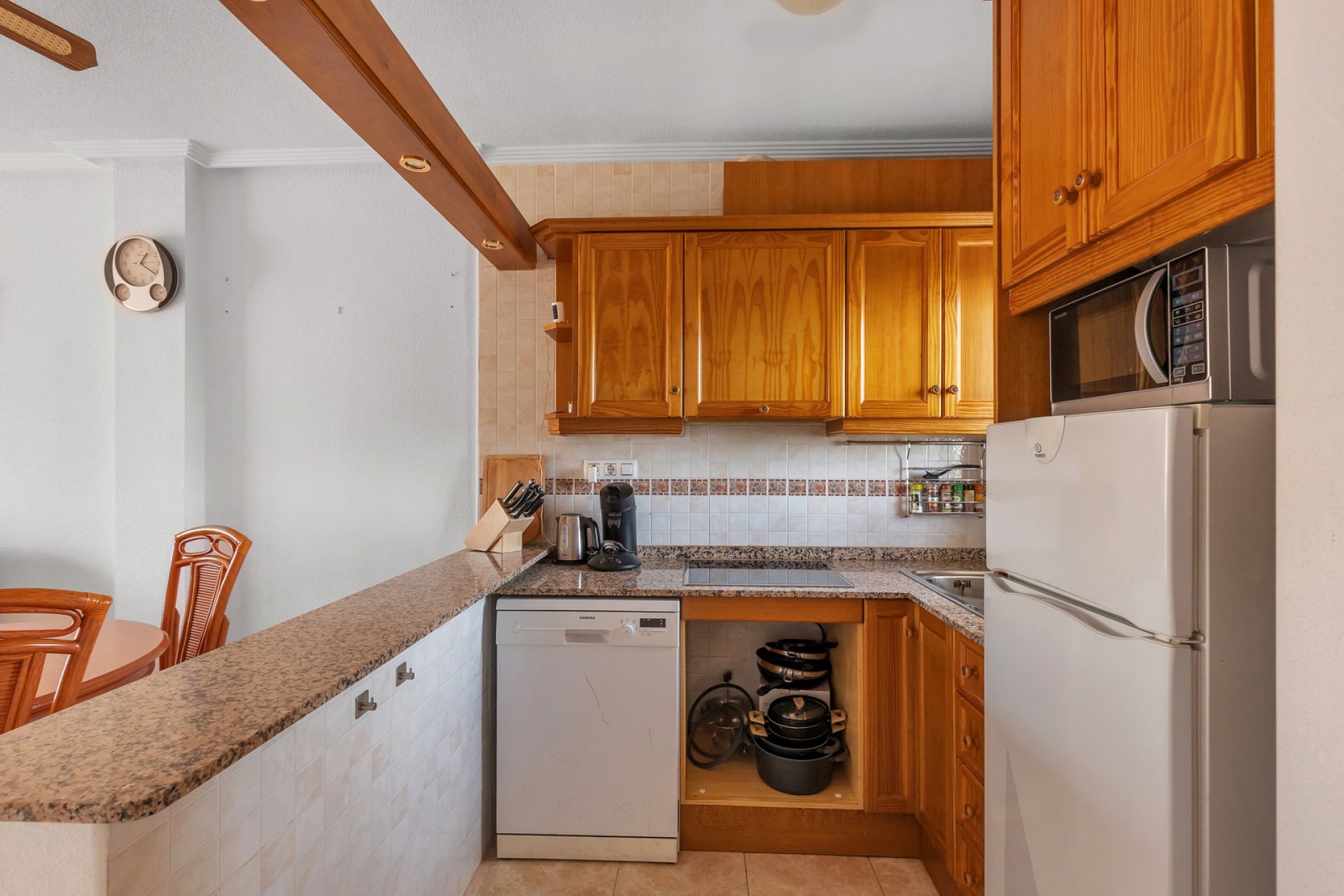 Återförsäljning - Apartment -
Orihuela - Villamartin