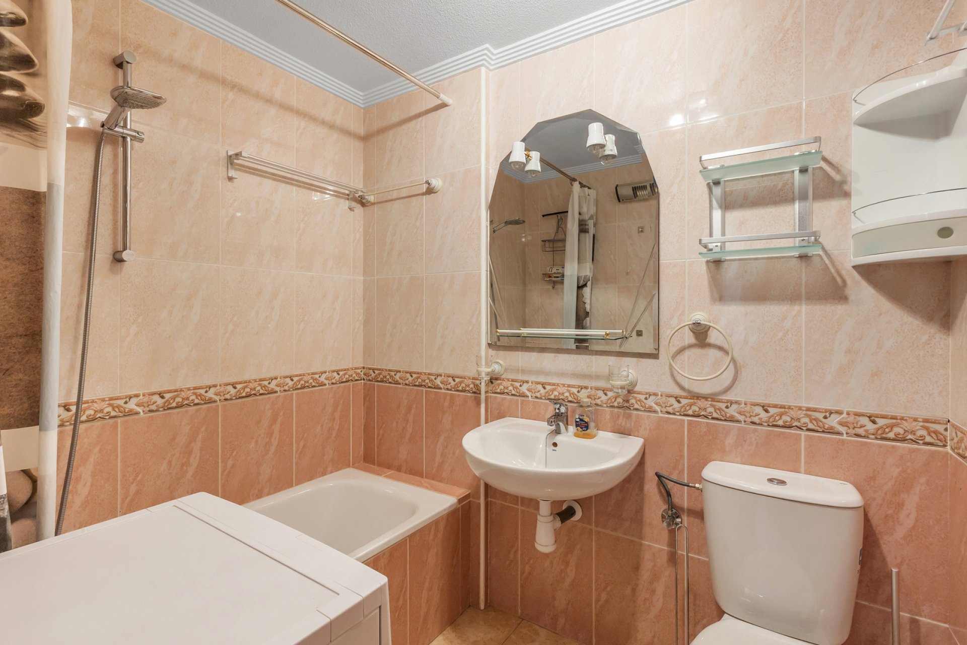 Återförsäljning - Apartment -
Orihuela - Villamartin