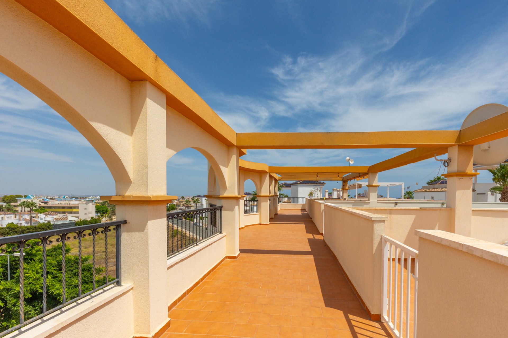 Återförsäljning - Apartment -
Orihuela - Villamartin