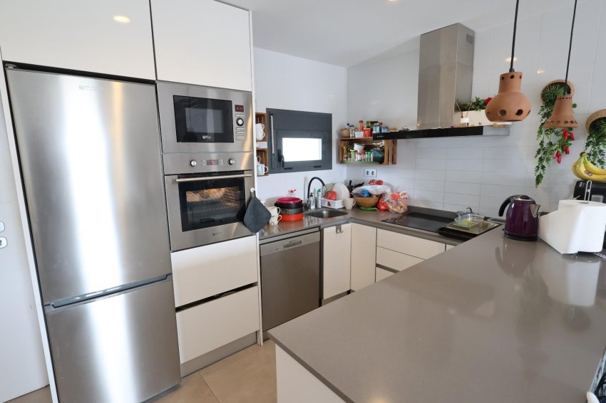 Återförsäljning - Apartment -
Pilar de la Horadada - Zona Pueblo