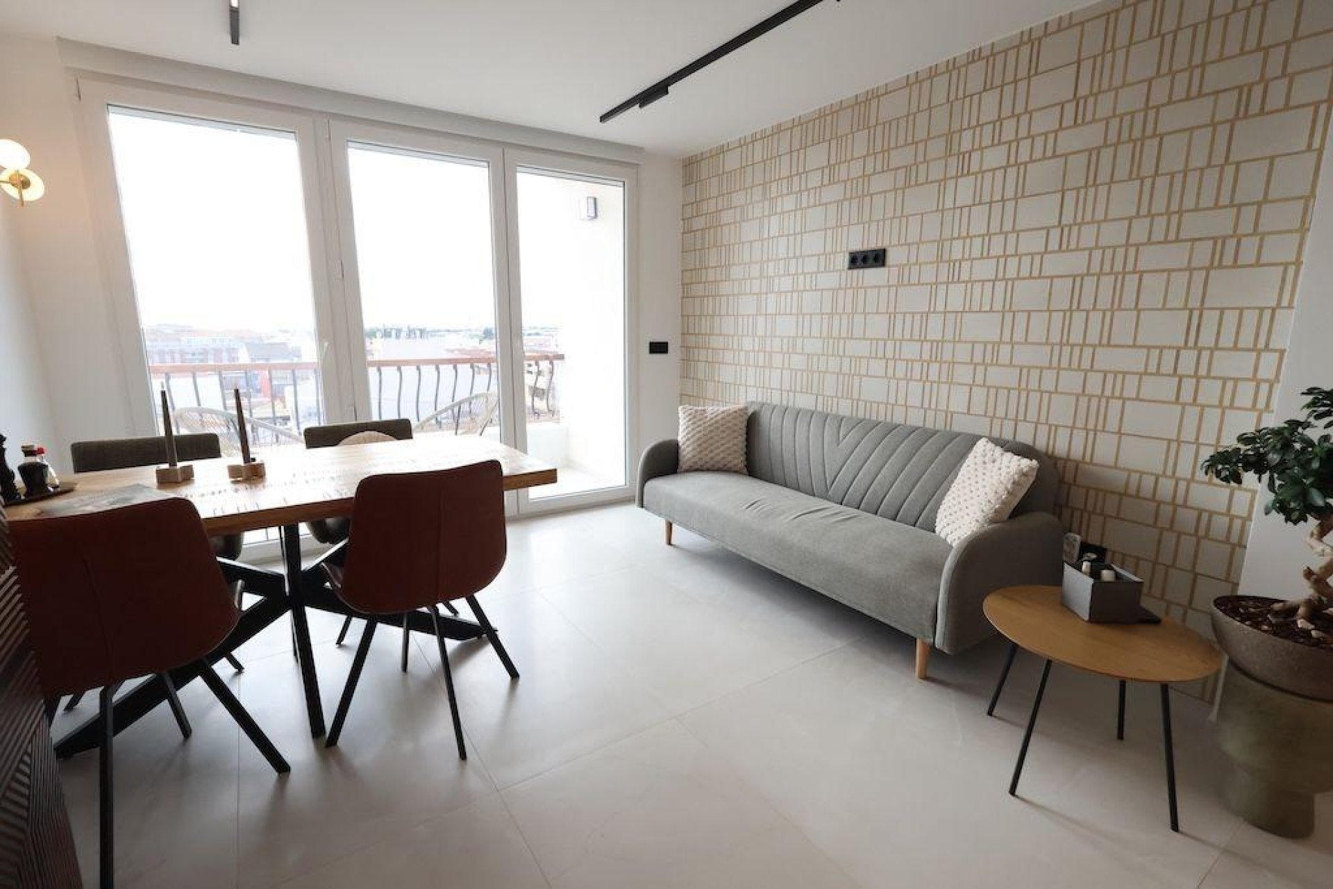 Återförsäljning - Apartment -
Pilar de la Horadada - Zona Pueblo