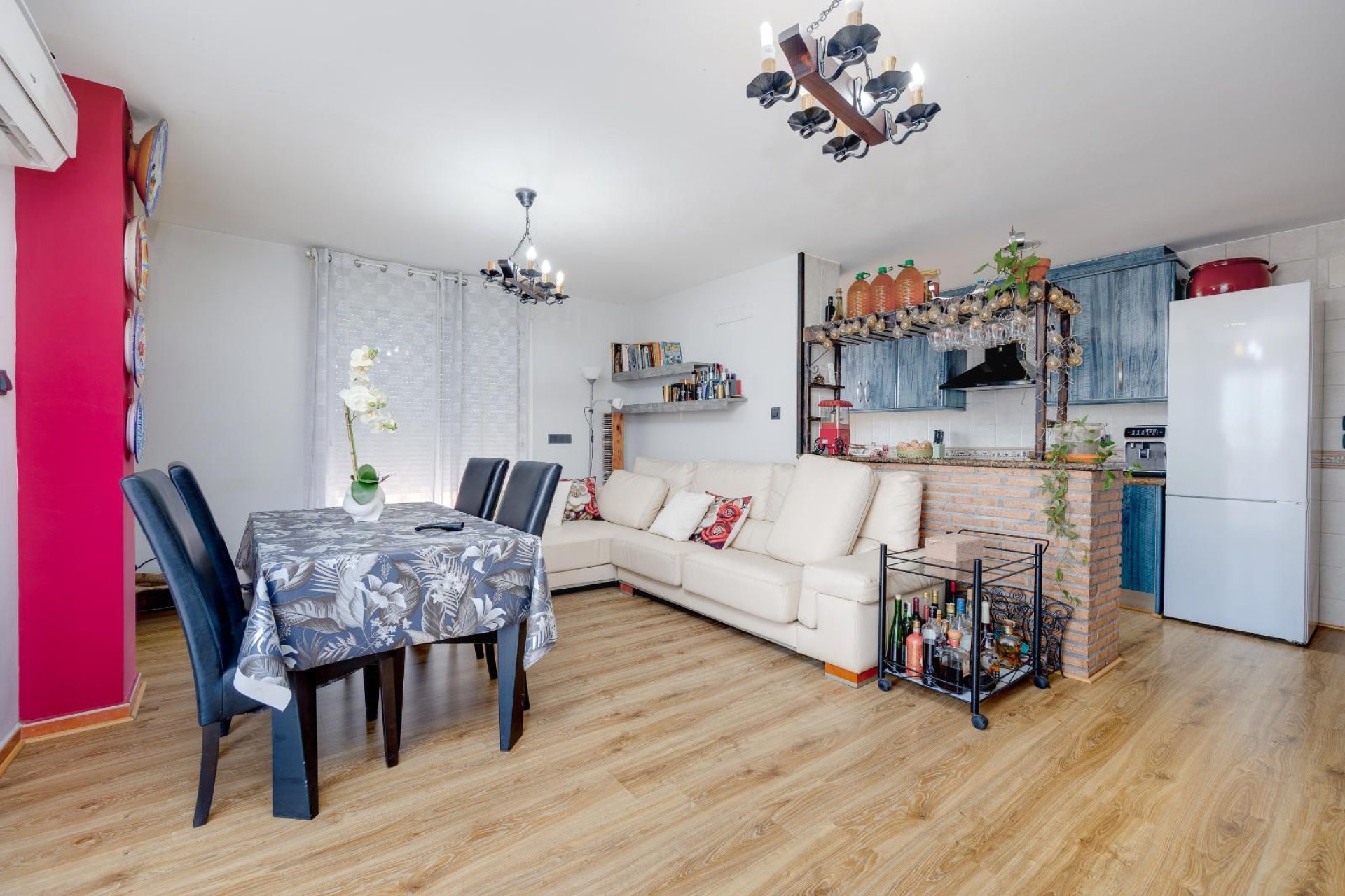 Återförsäljning - Apartment -
Pilar de la Horadada