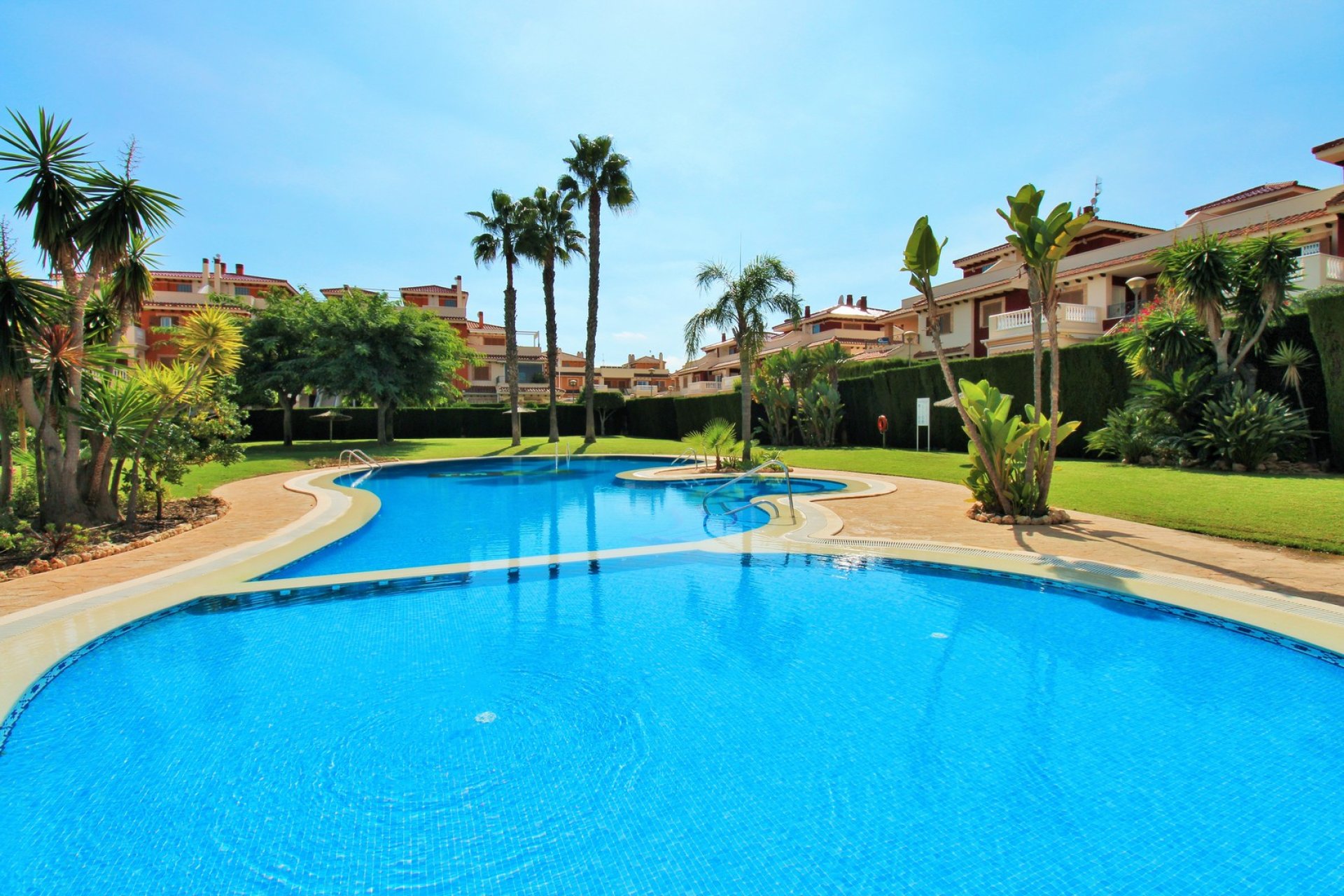 Återförsäljning - Apartment -
Playa Flamenca