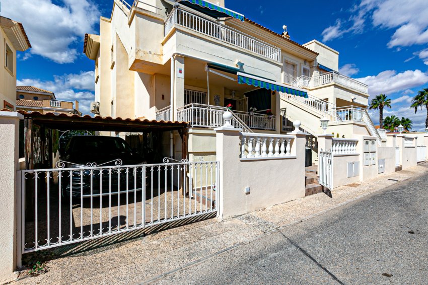 Återförsäljning - Apartment -
Playa Flamenca