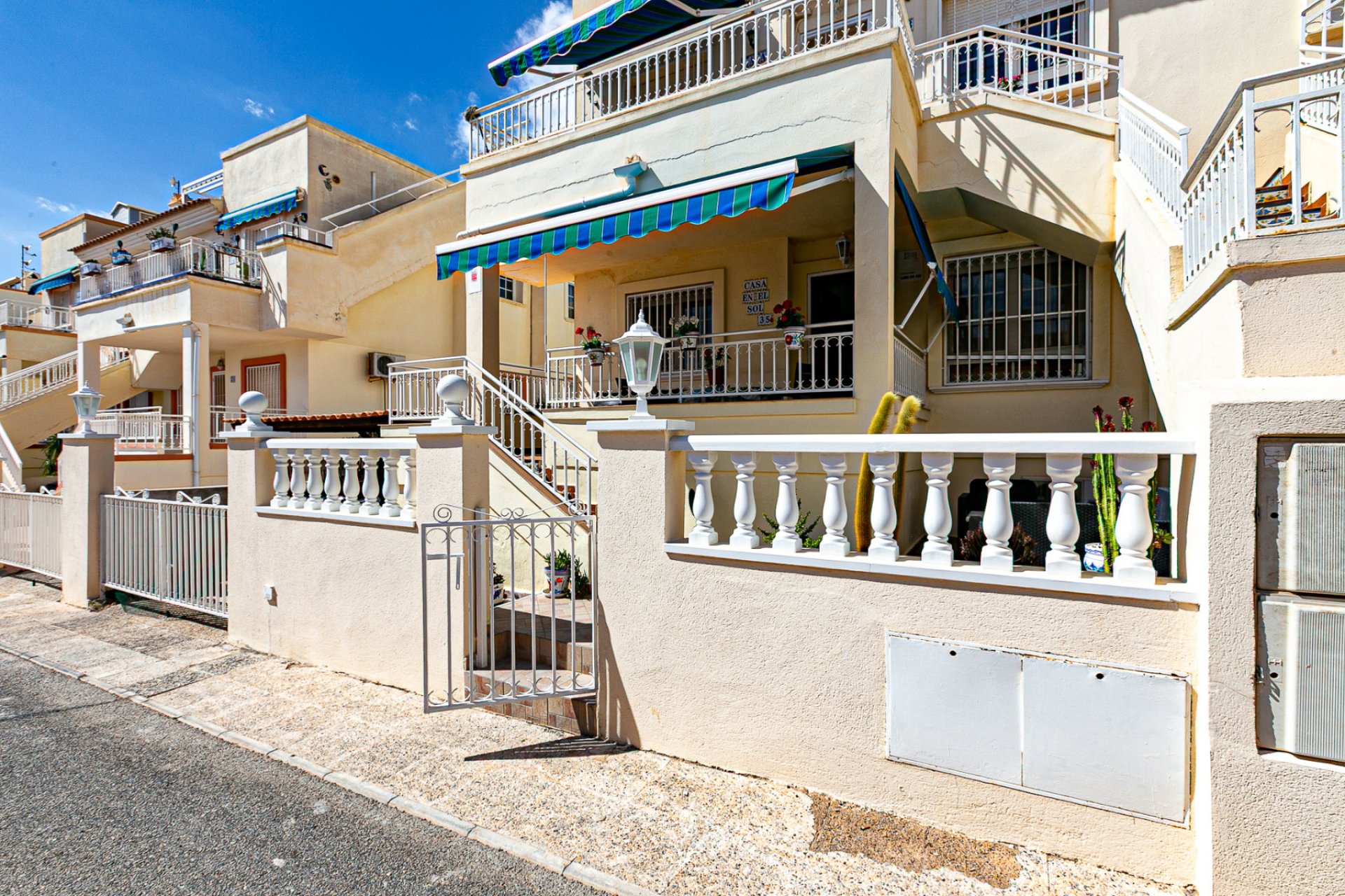 Återförsäljning - Apartment -
Playa Flamenca