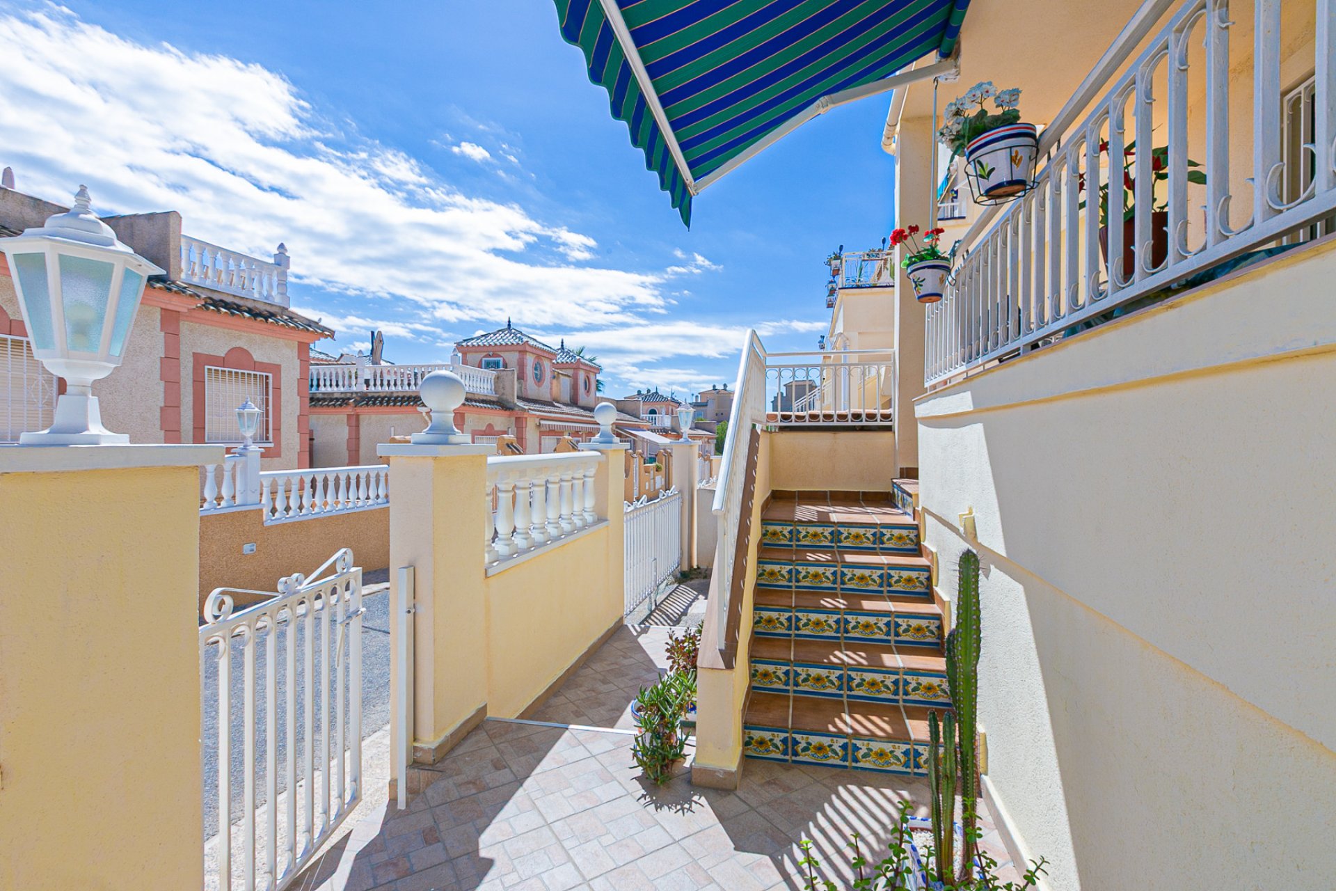 Återförsäljning - Apartment -
Playa Flamenca