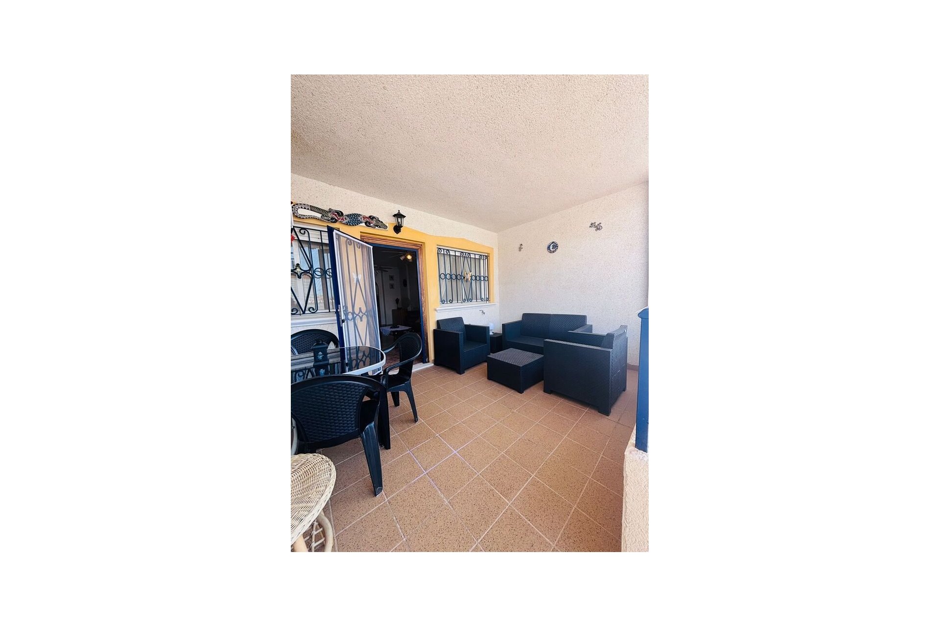 Återförsäljning - Apartment -
Punta Prima - Costa Blanca