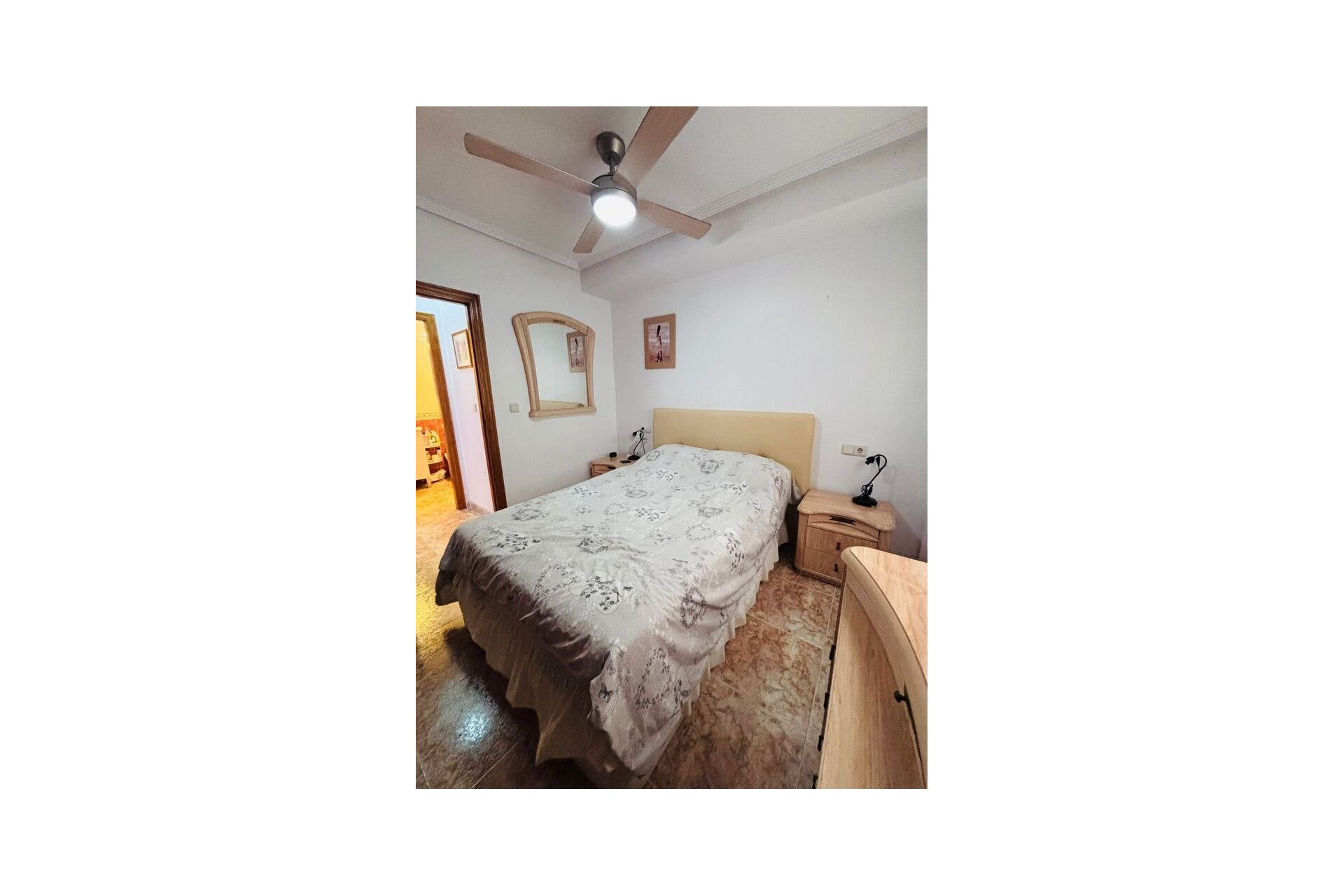 Återförsäljning - Apartment -
Punta Prima - Costa Blanca