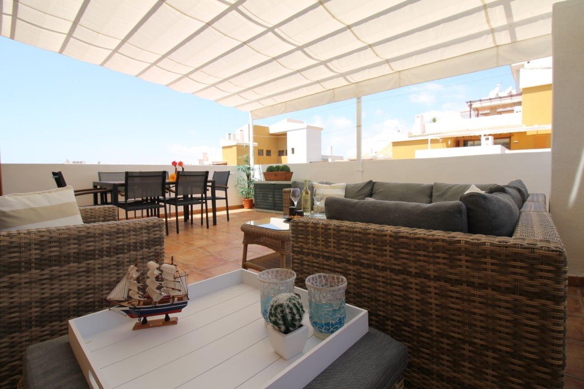 Återförsäljning - Apartment -
Punta Prima - La Entrada