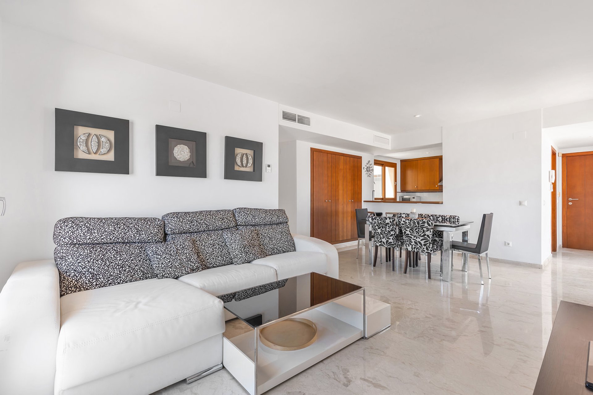 Återförsäljning - Apartment -
Punta Prima - La Recoleta