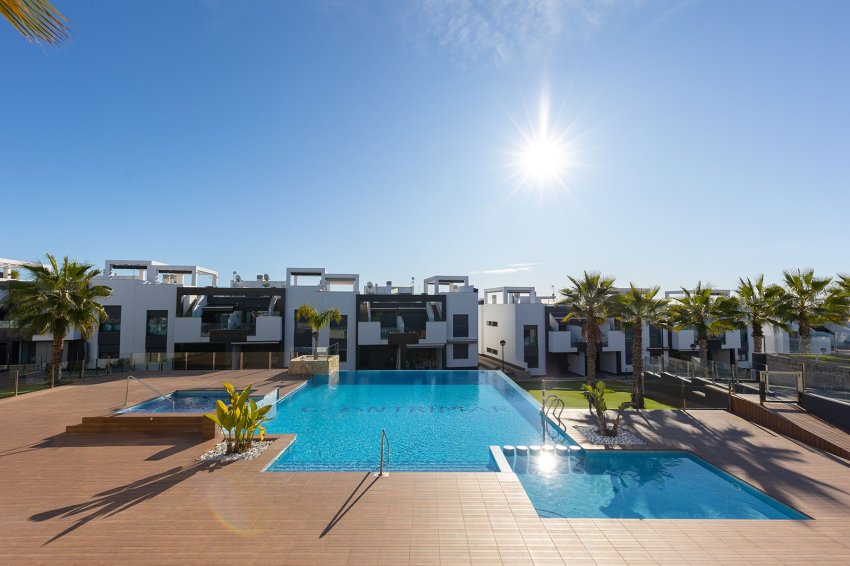 Återförsäljning - Apartment -
Punta Prima