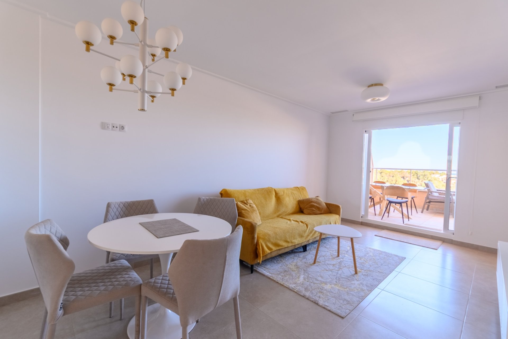 Återförsäljning - Apartment -
Punta Prima