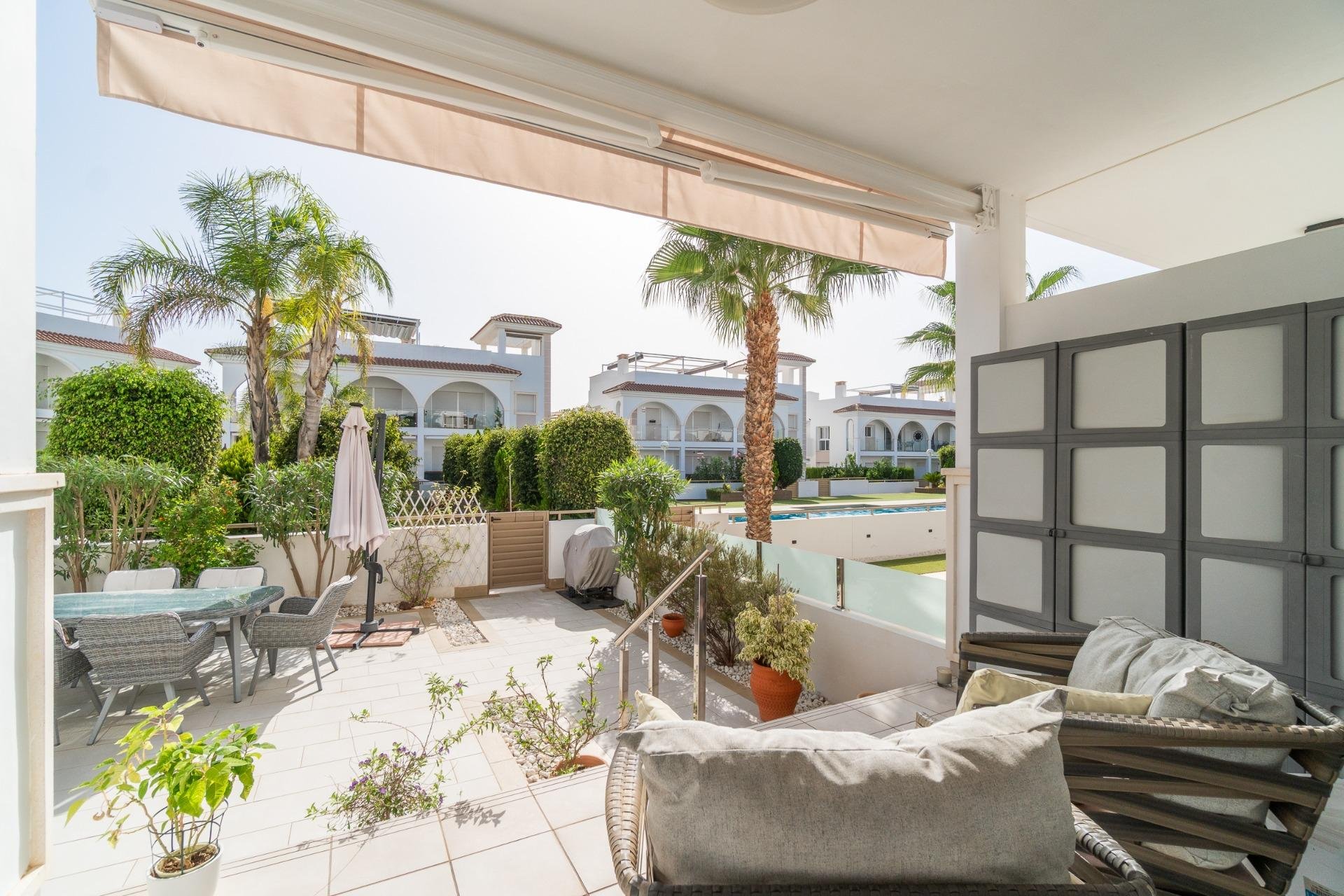 Återförsäljning - Apartment -
Rojales - Centro de la Ciudad Quesada