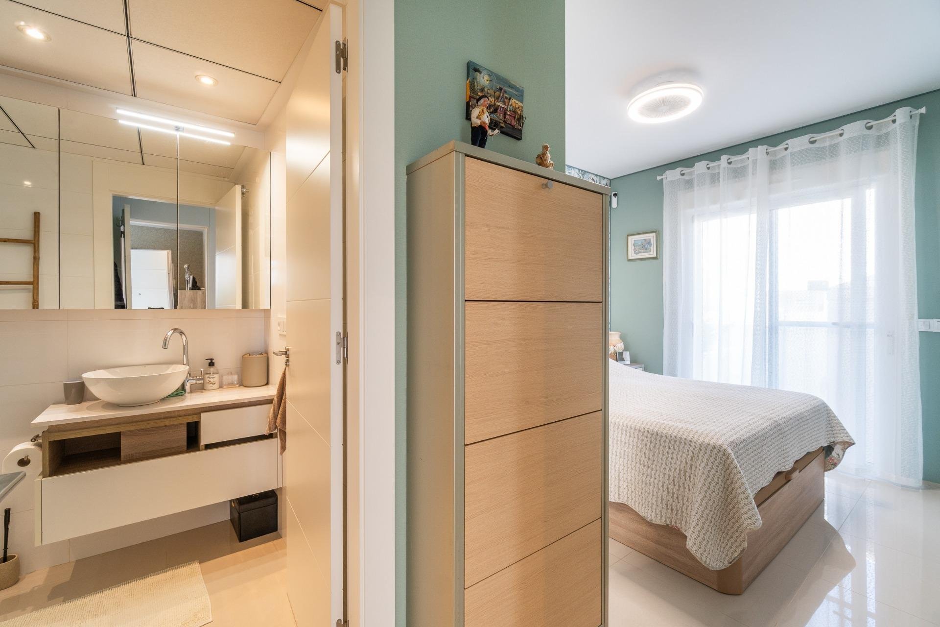 Återförsäljning - Apartment -
Rojales - Centro de la Ciudad Quesada