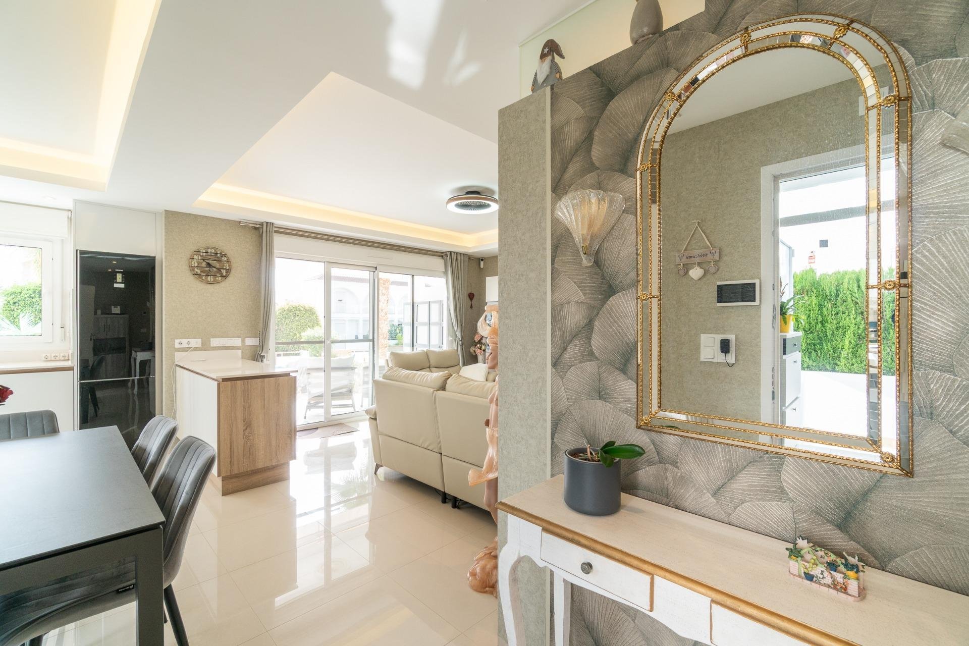 Återförsäljning - Apartment -
Rojales - Centro de la Ciudad Quesada