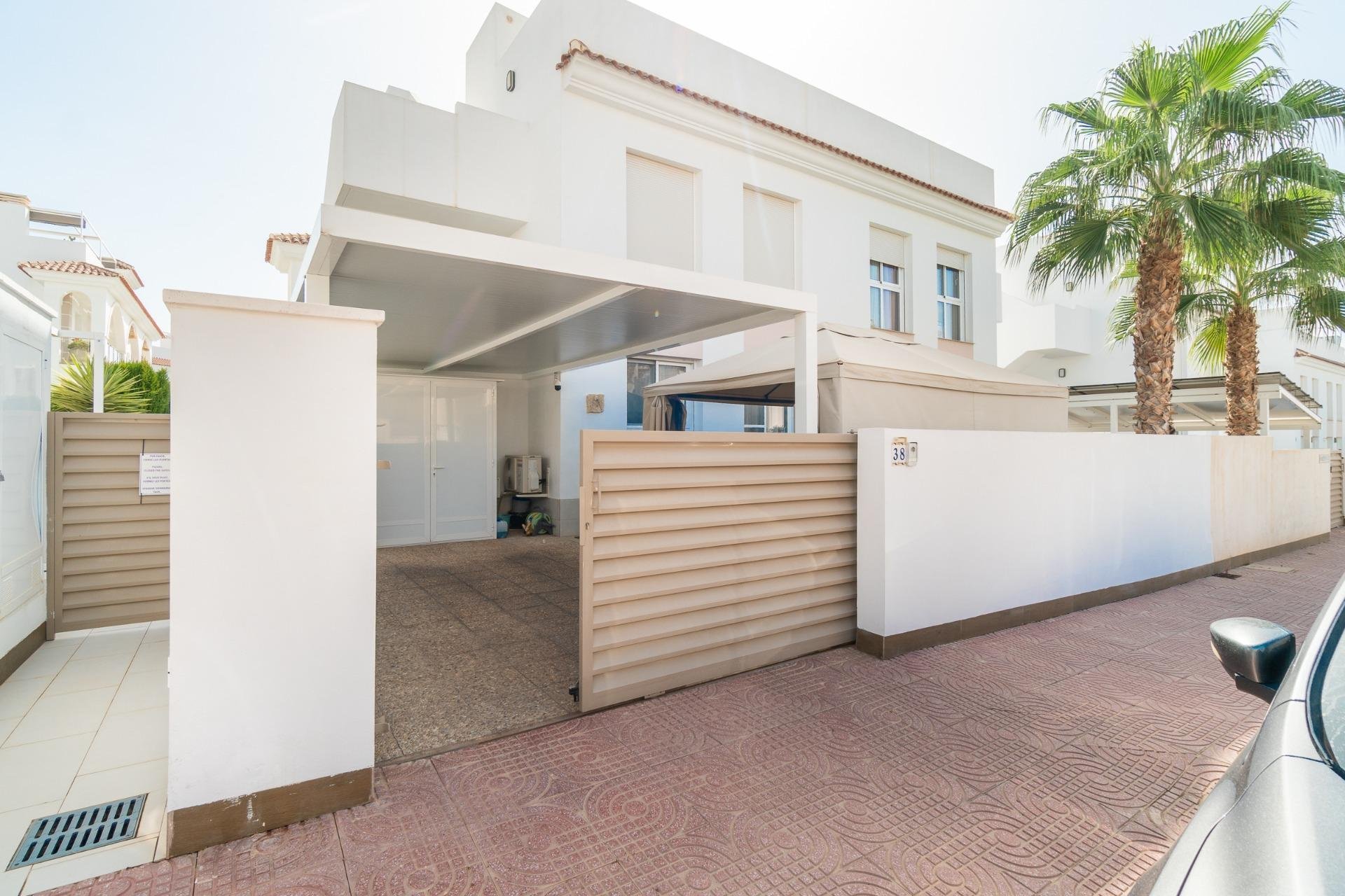 Återförsäljning - Apartment -
Rojales - Centro de la Ciudad Quesada