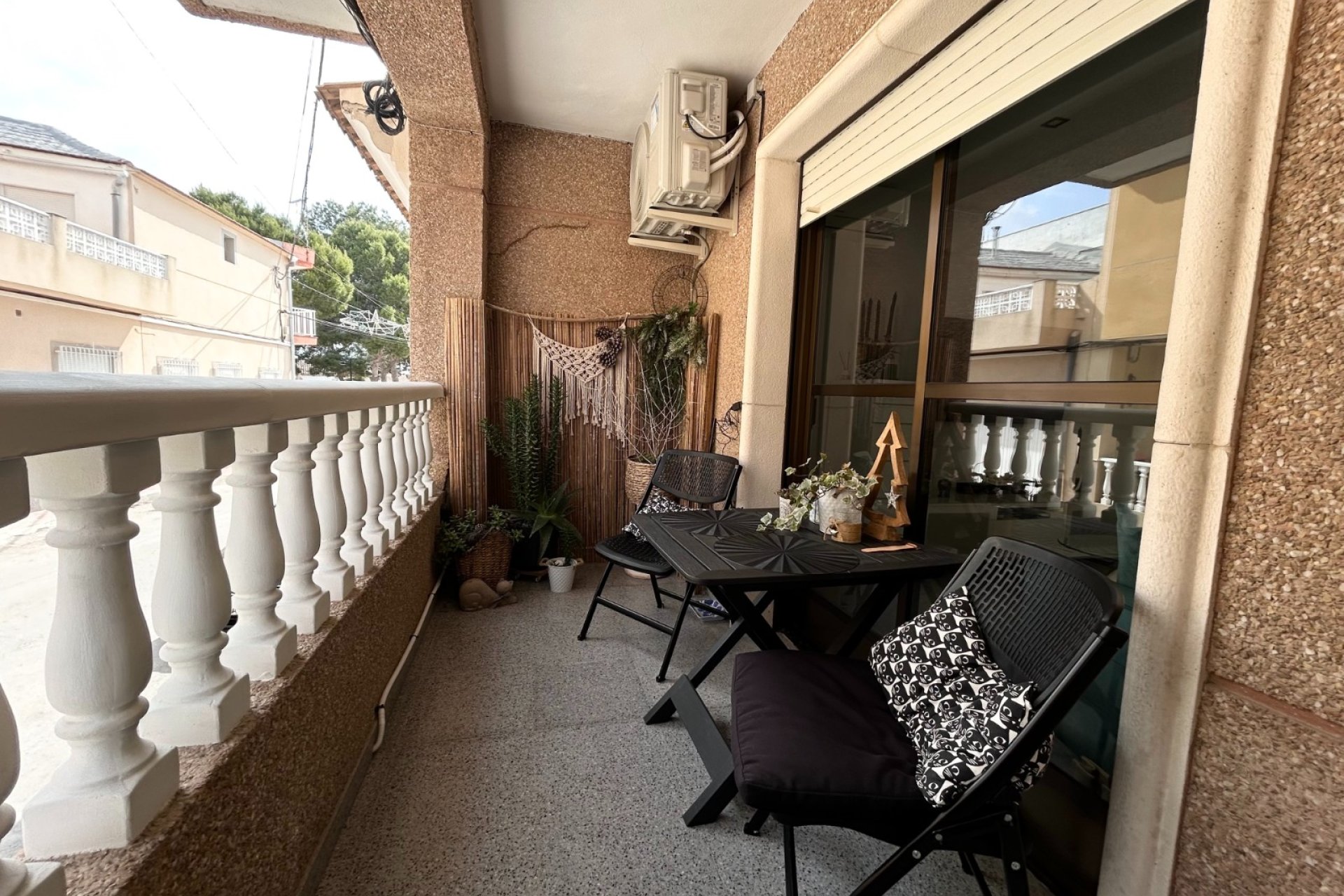 Återförsäljning - Apartment -
Torremendo