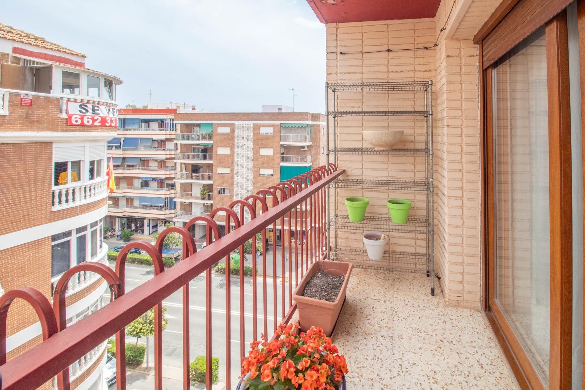 Återförsäljning - Apartment -
Torrevieja - Acequion