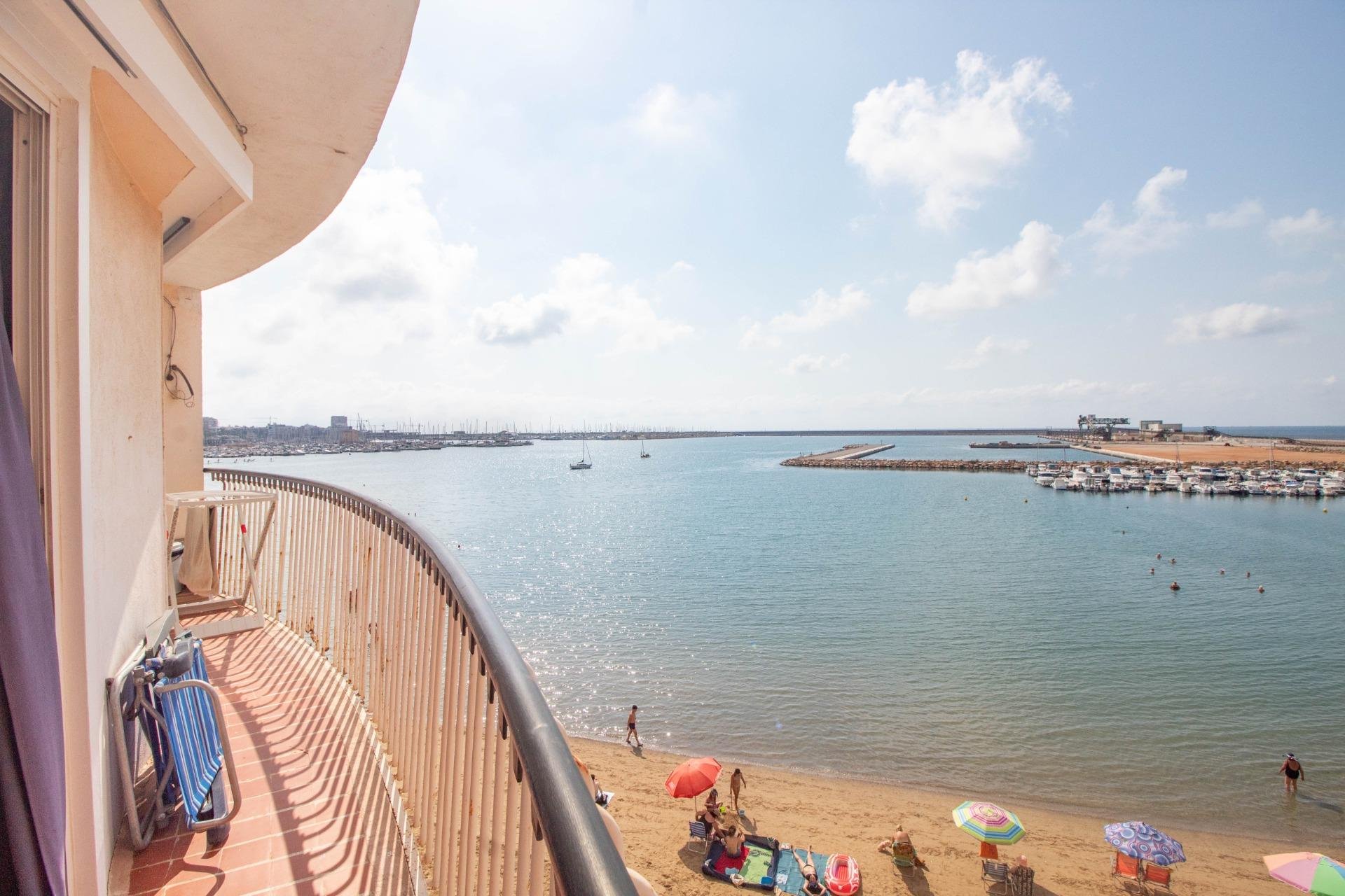 Återförsäljning - Apartment -
Torrevieja - Acequion