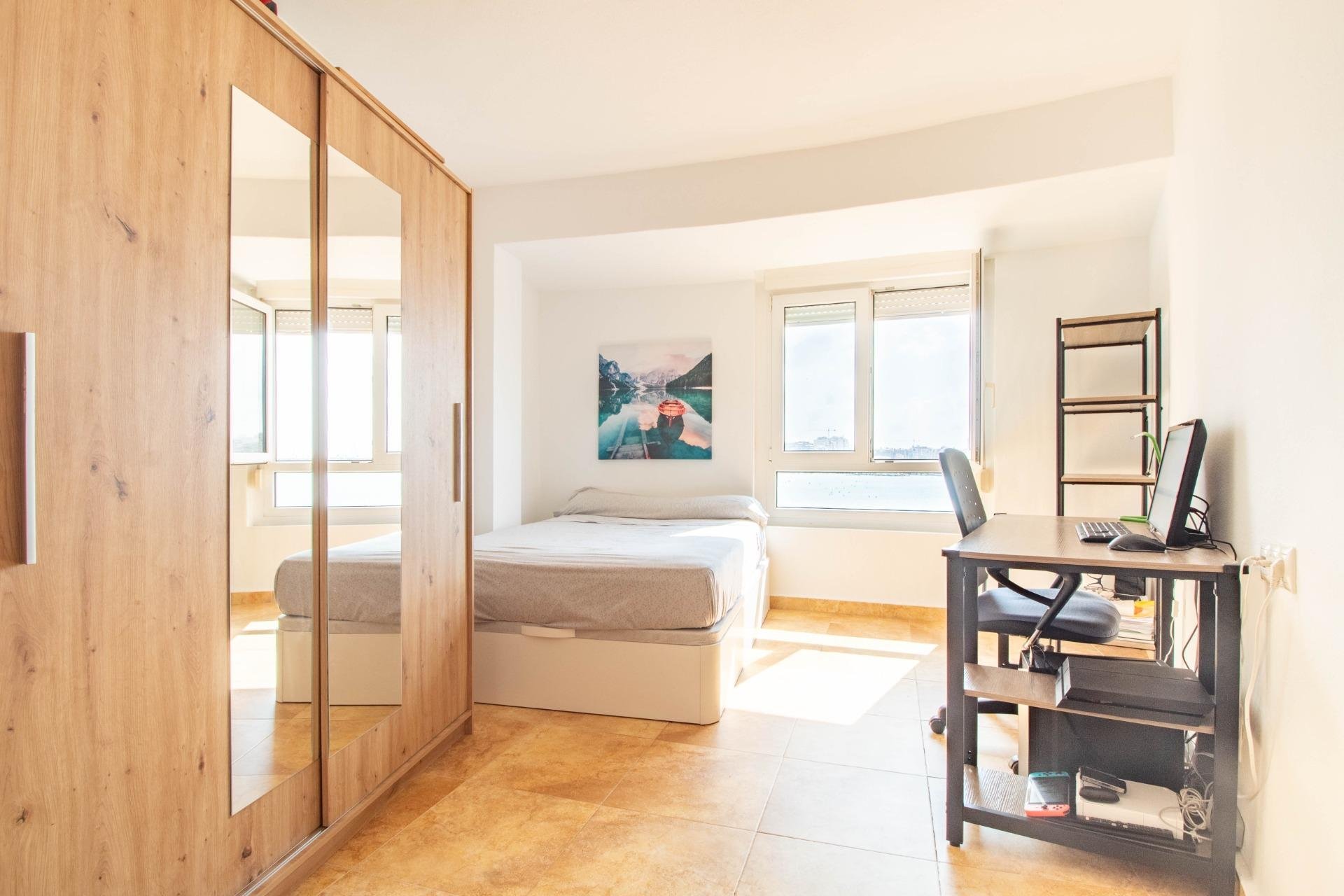 Återförsäljning - Apartment -
Torrevieja - Acequion