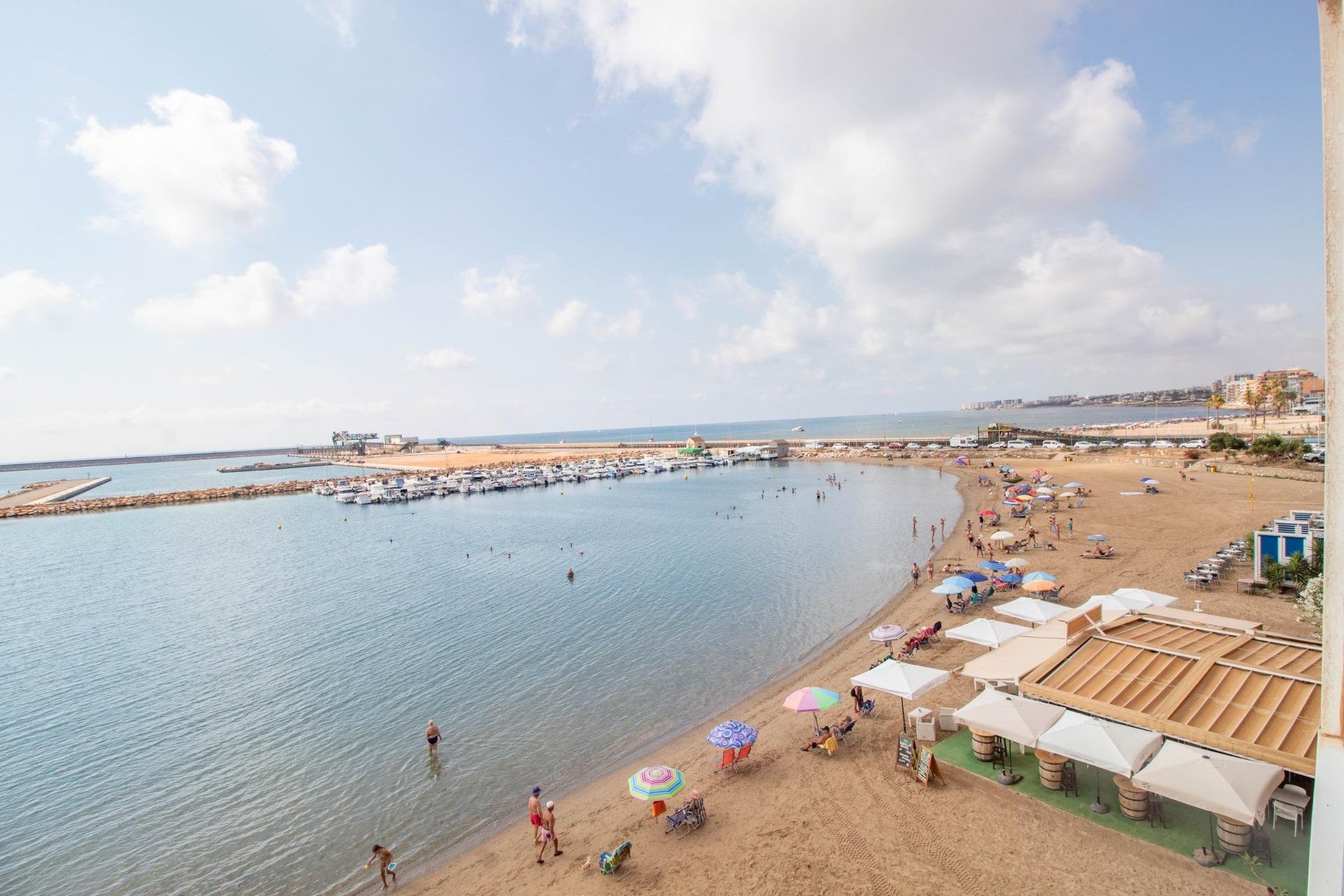 Återförsäljning - Apartment -
Torrevieja - Acequion