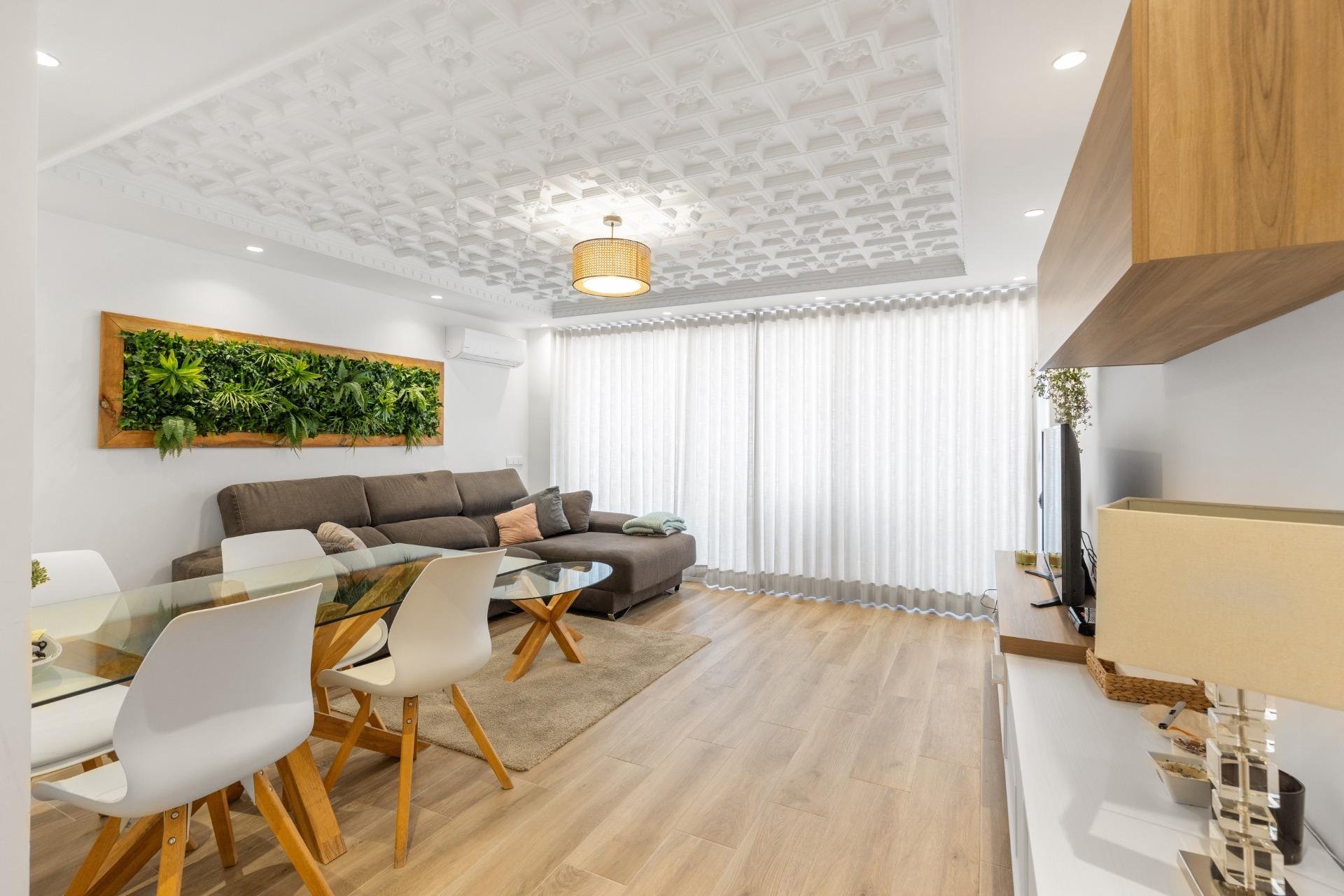 Återförsäljning - Apartment -
Torrevieja - Acequion