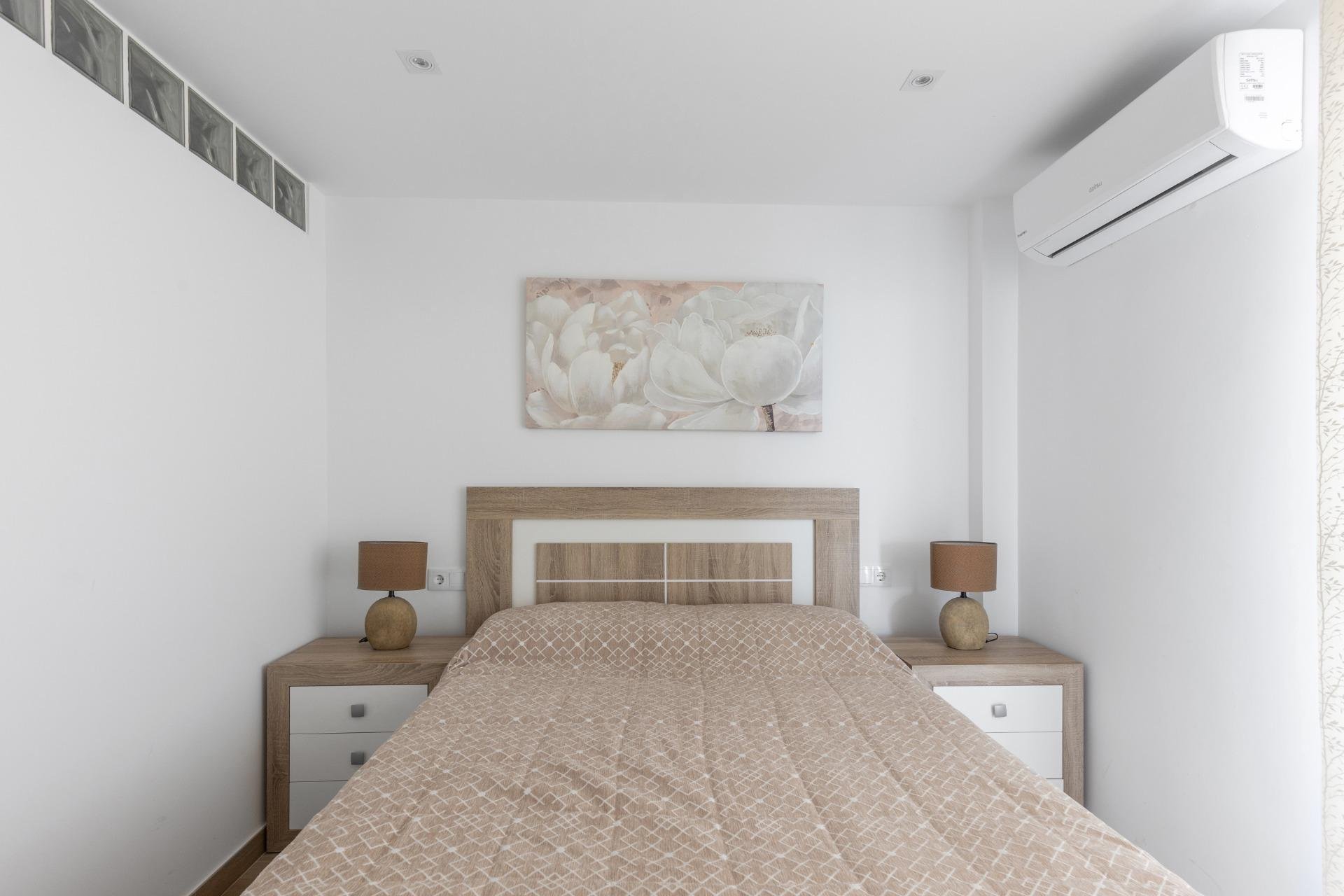 Återförsäljning - Apartment -
Torrevieja - Acequion