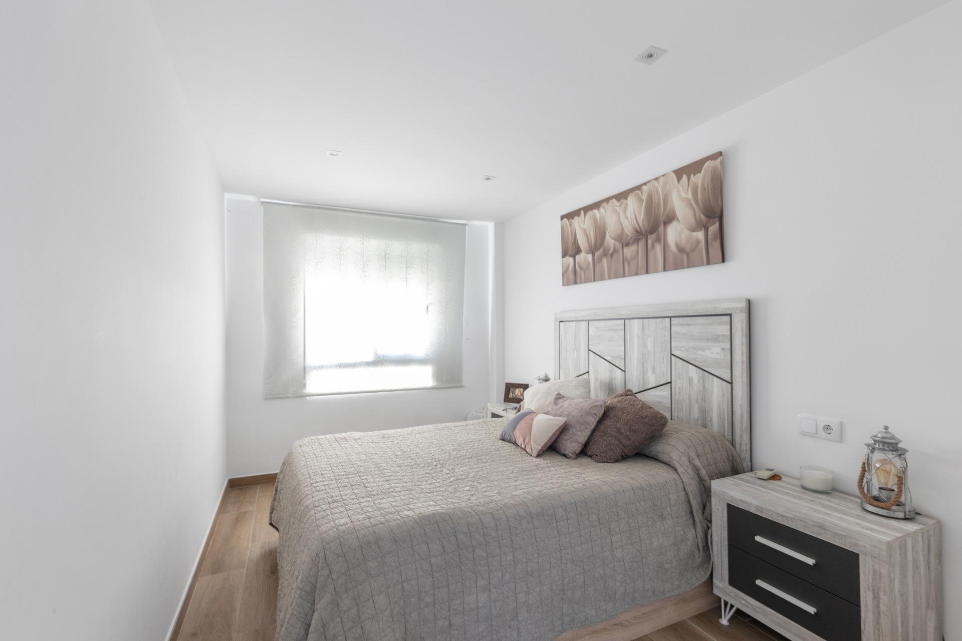 Återförsäljning - Apartment -
Torrevieja - Acequion