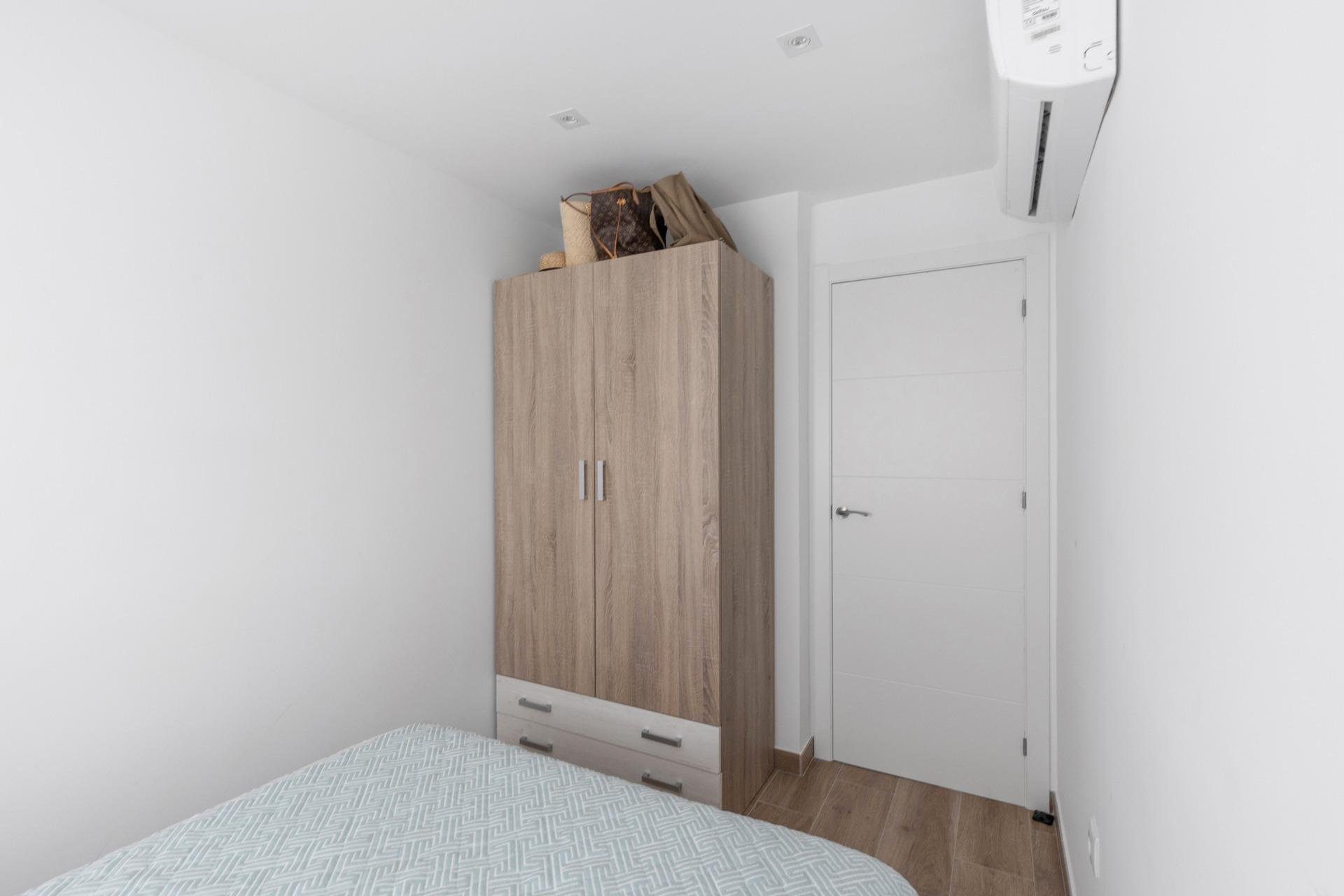 Återförsäljning - Apartment -
Torrevieja - Acequion