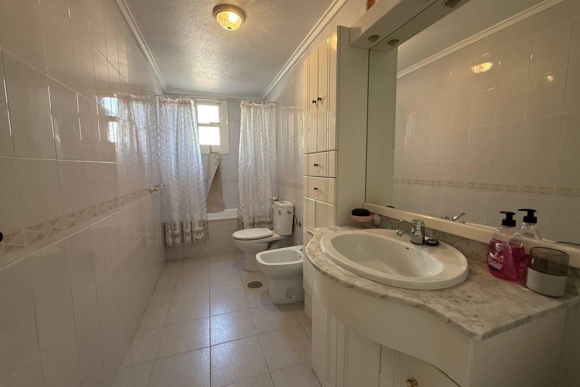 Återförsäljning - Apartment -
Torrevieja - Acequion