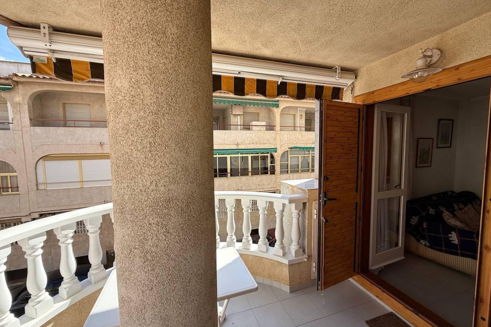 Återförsäljning - Apartment -
Torrevieja - Acequion