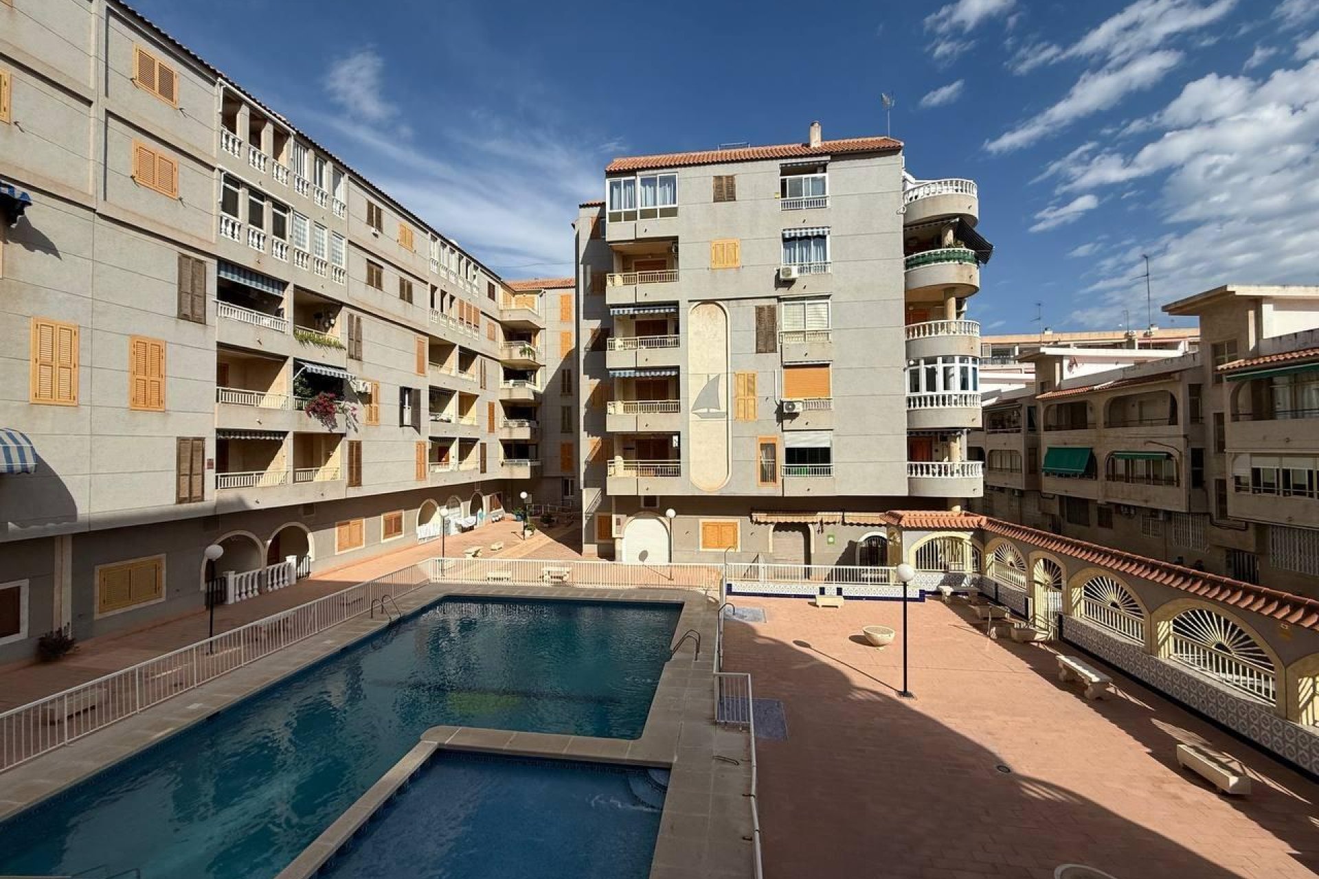 Återförsäljning - Apartment -
Torrevieja - Acequion