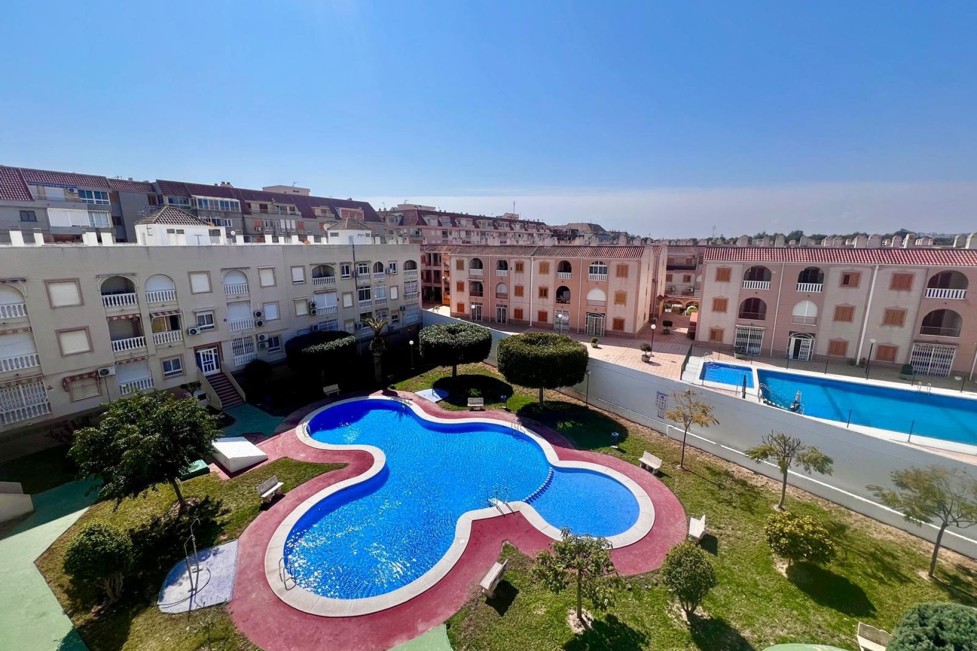 Återförsäljning - Apartment -
Torrevieja - Acequion