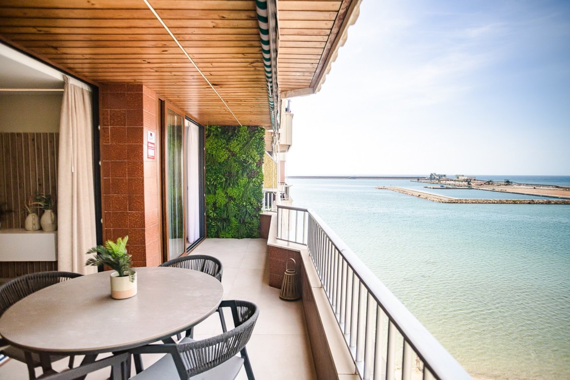 Återförsäljning - Apartment -
Torrevieja - Acequion