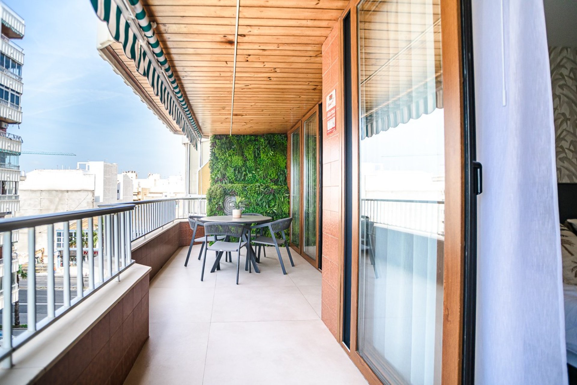 Återförsäljning - Apartment -
Torrevieja - Acequion