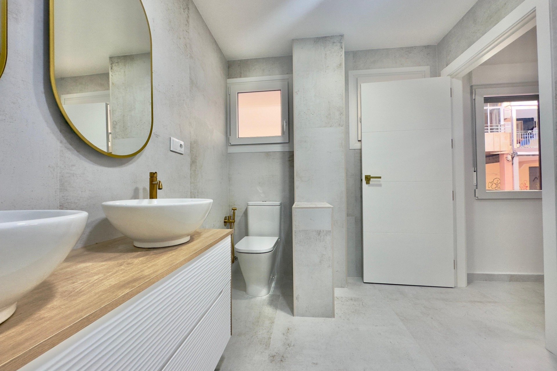 Återförsäljning - Apartment -
Torrevieja - Acequion