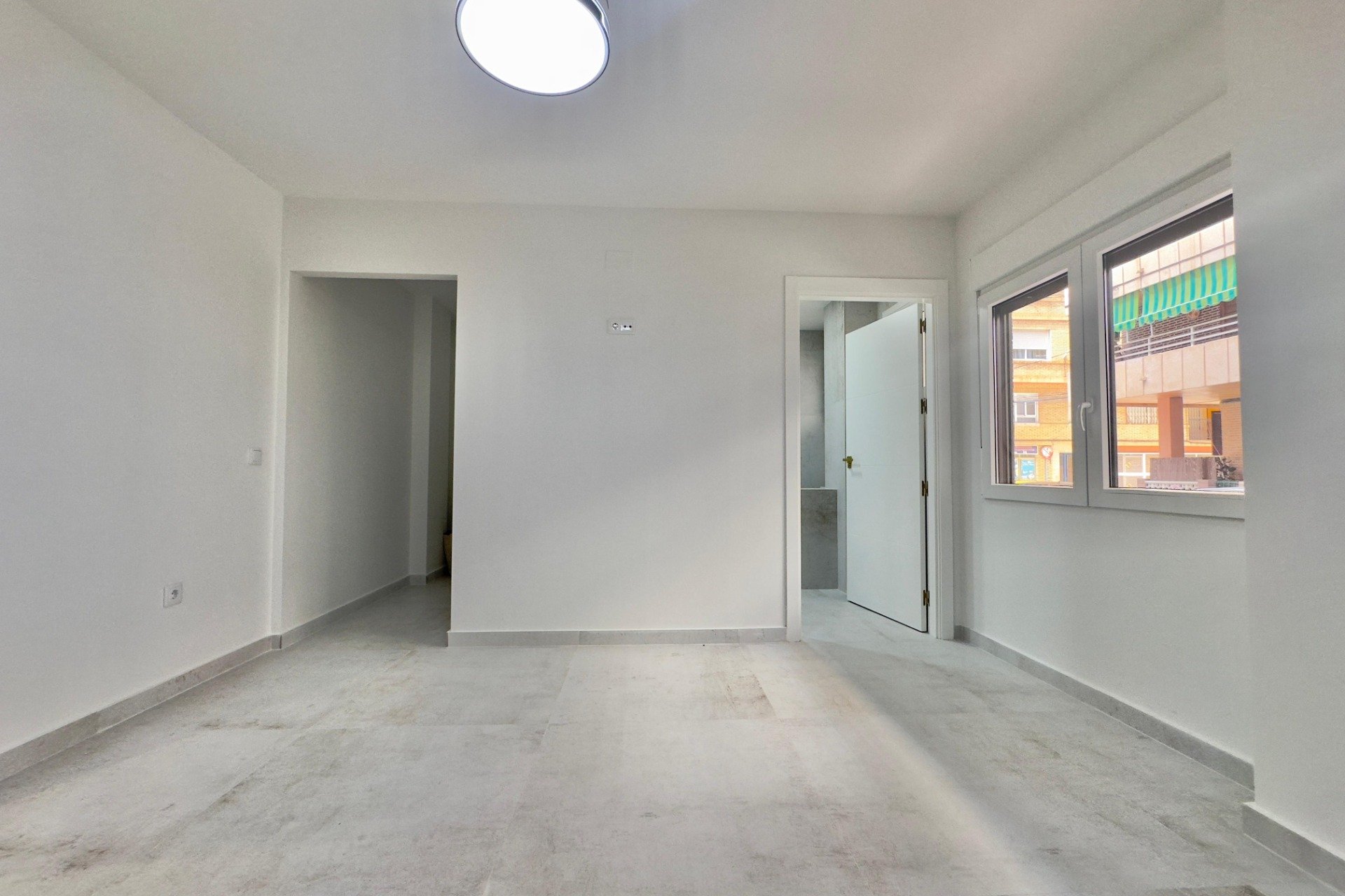 Återförsäljning - Apartment -
Torrevieja - Acequion