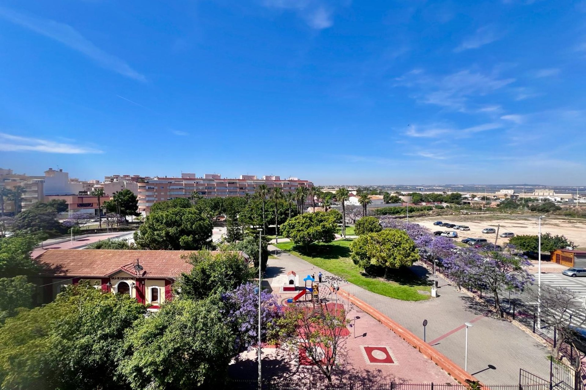 Återförsäljning - Apartment -
Torrevieja - Acequion