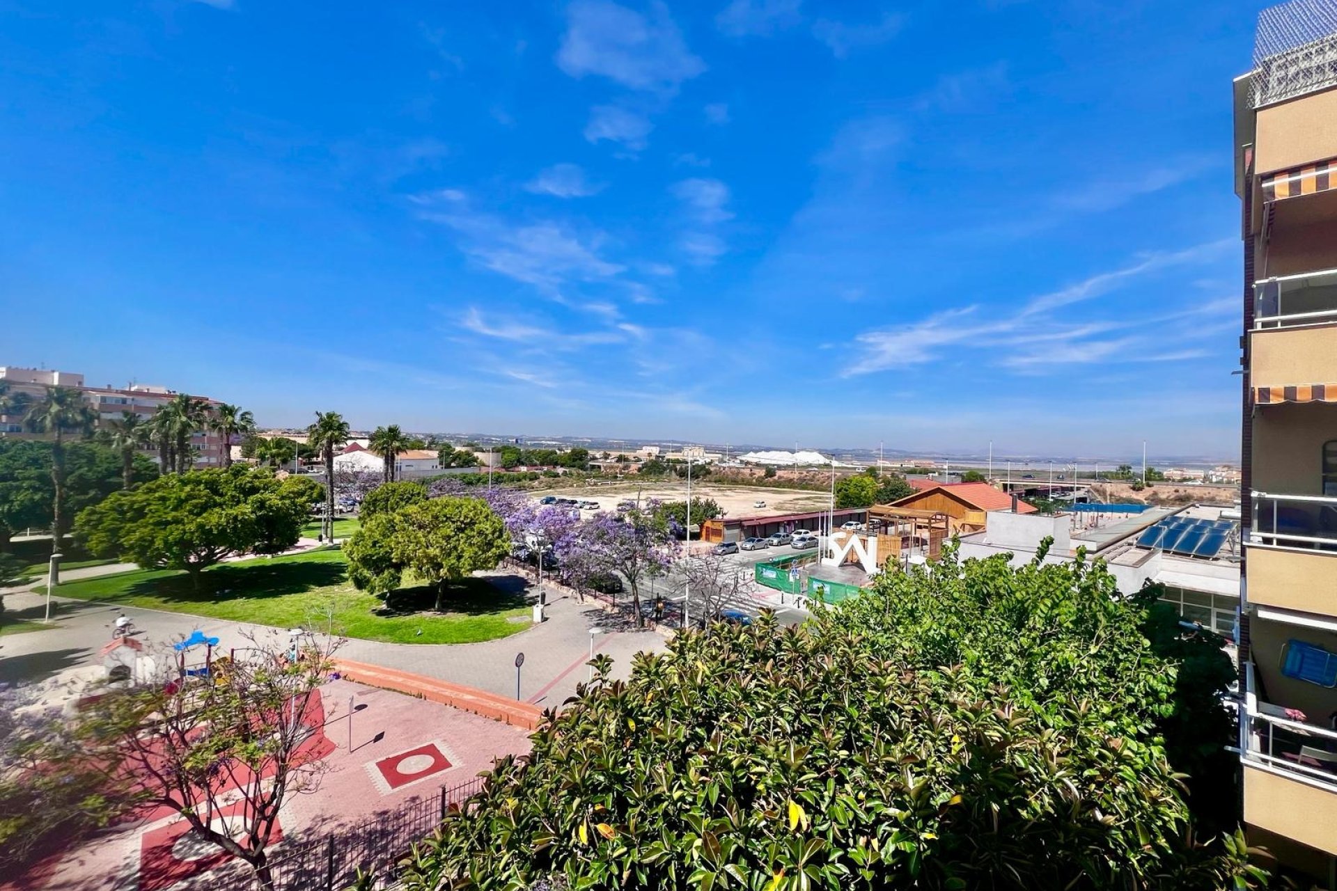 Återförsäljning - Apartment -
Torrevieja - Acequion