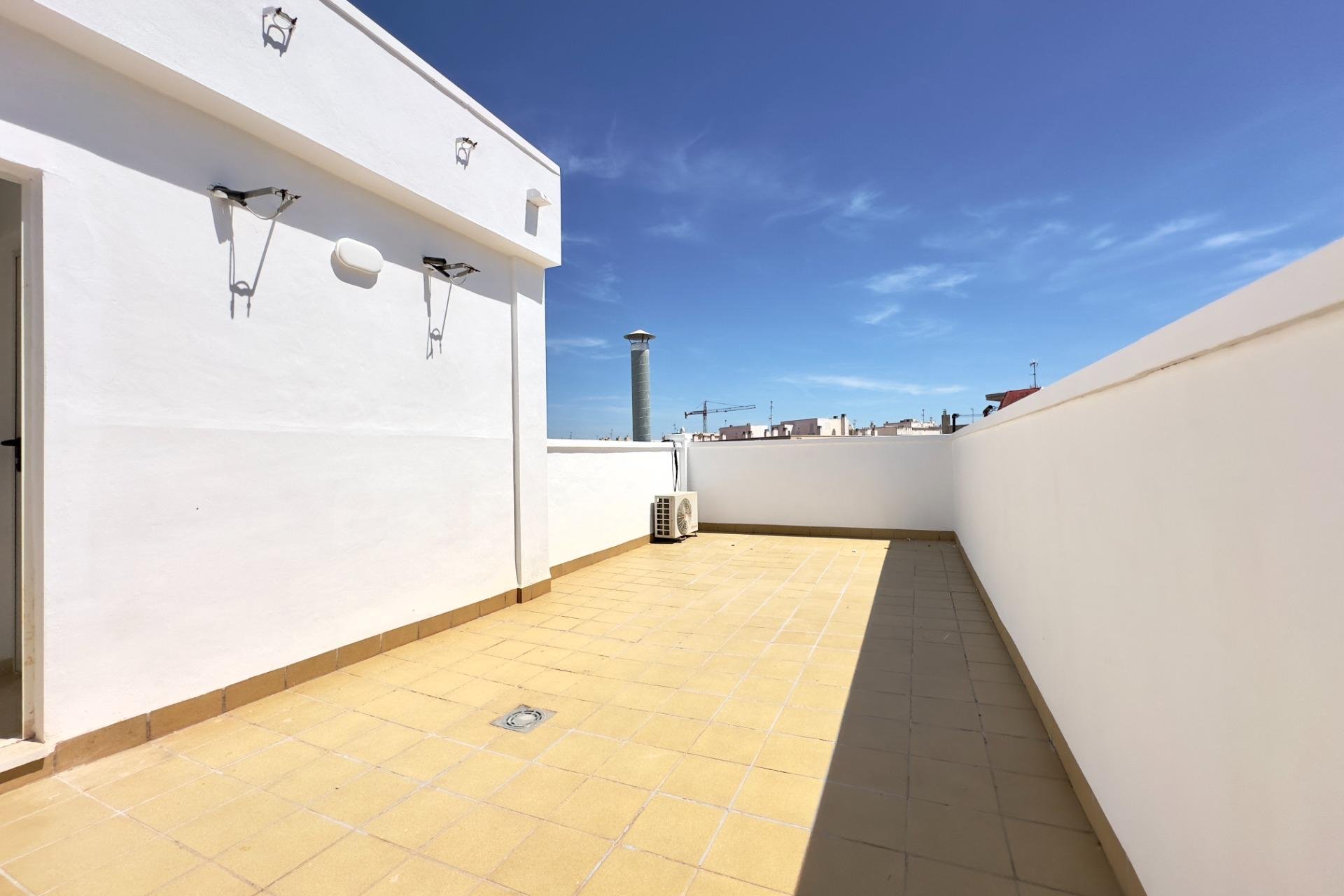 Återförsäljning - Apartment -
Torrevieja - Acequion