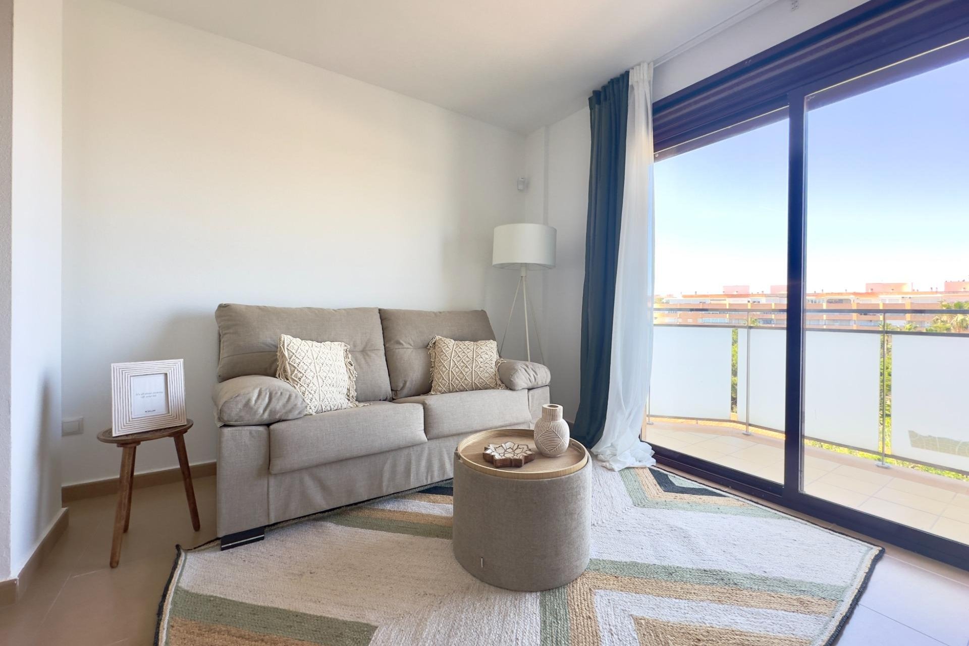 Återförsäljning - Apartment -
Torrevieja - Acequion