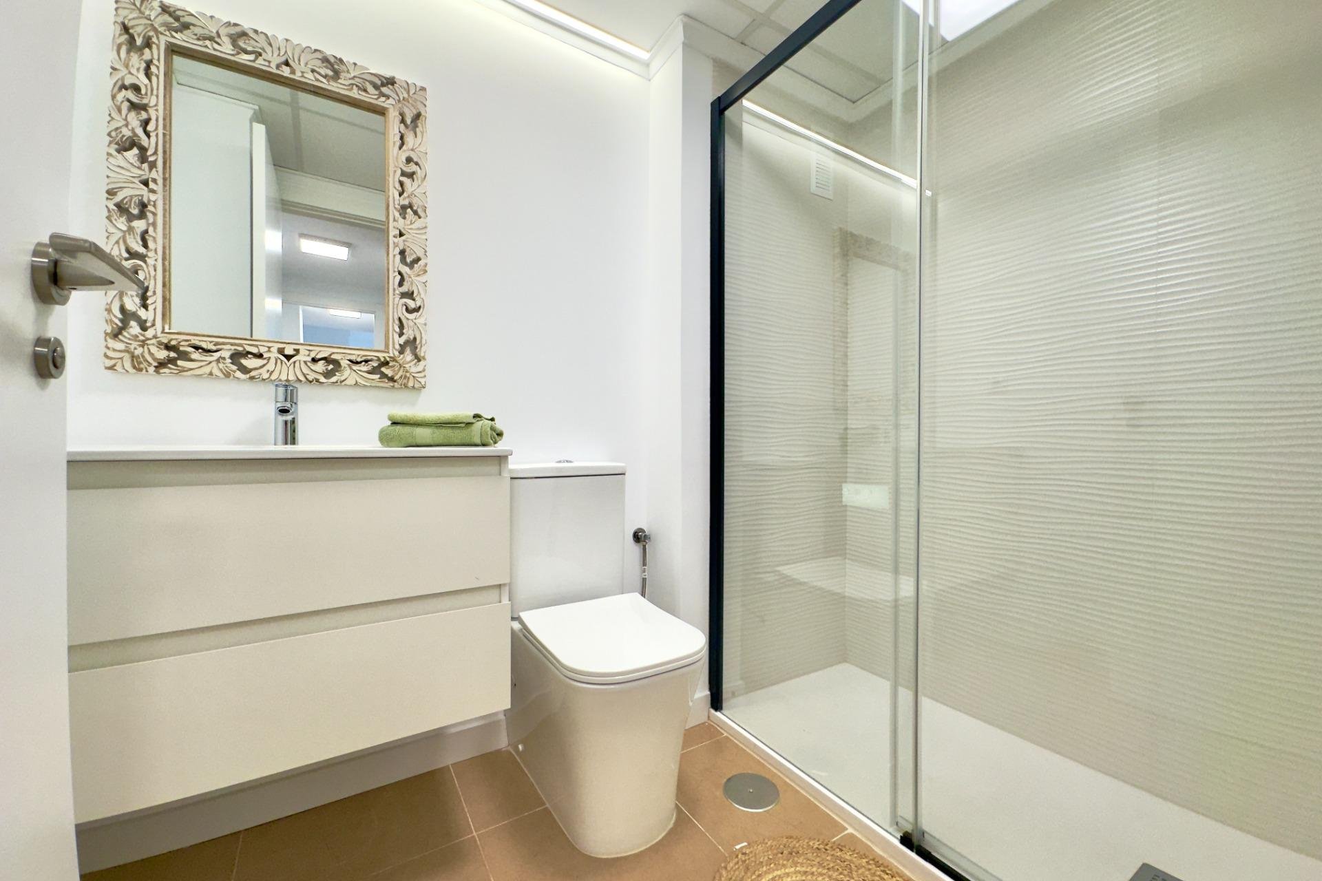 Återförsäljning - Apartment -
Torrevieja - Acequion
