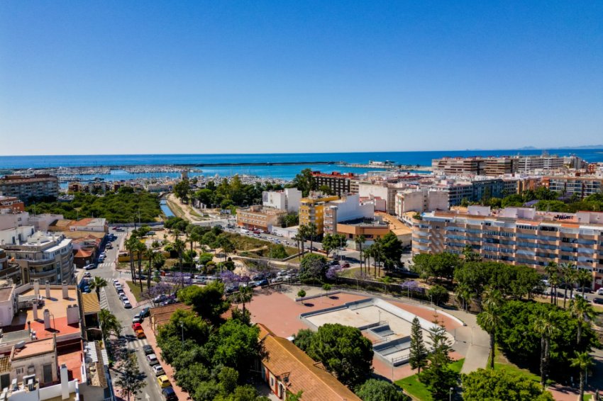 Återförsäljning - Apartment -
Torrevieja - Acequion