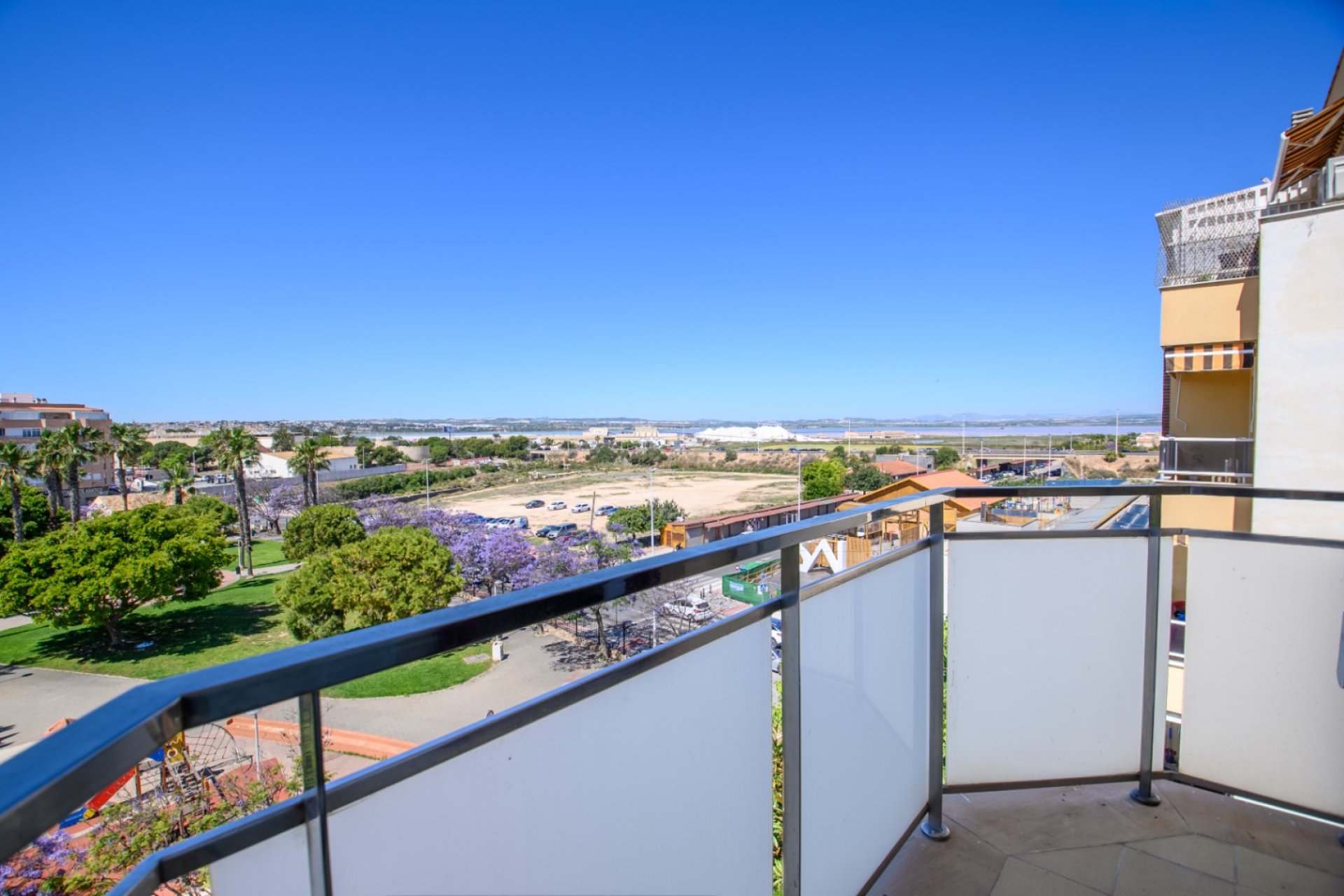 Återförsäljning - Apartment -
Torrevieja - Acequion