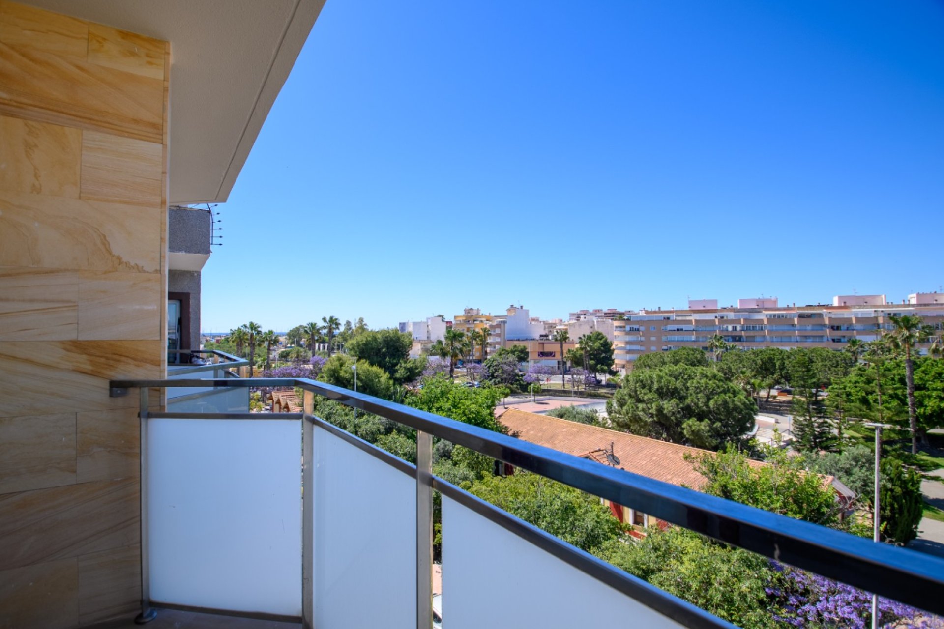 Återförsäljning - Apartment -
Torrevieja - Acequion