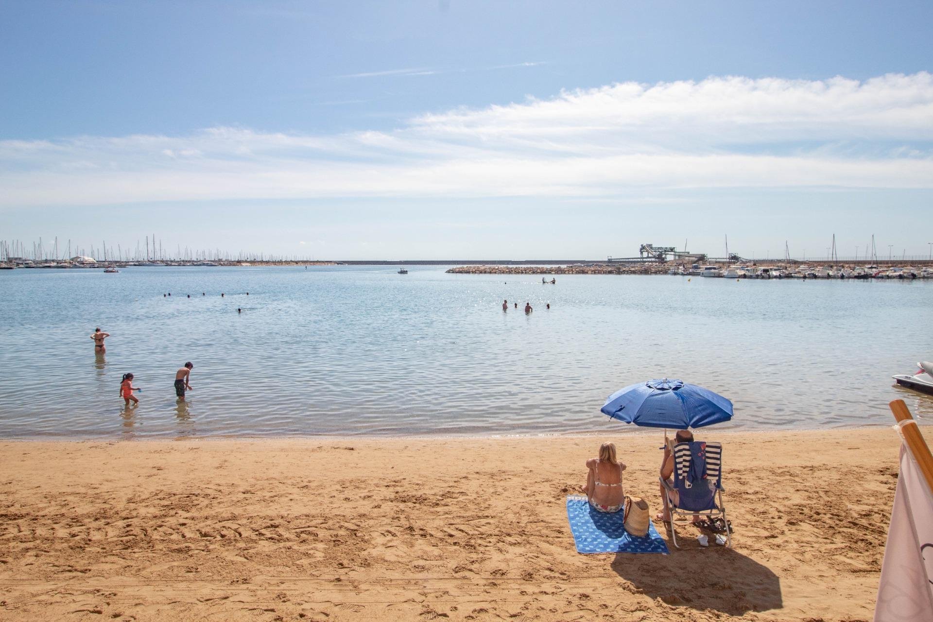 Återförsäljning - Apartment -
Torrevieja - Acequion