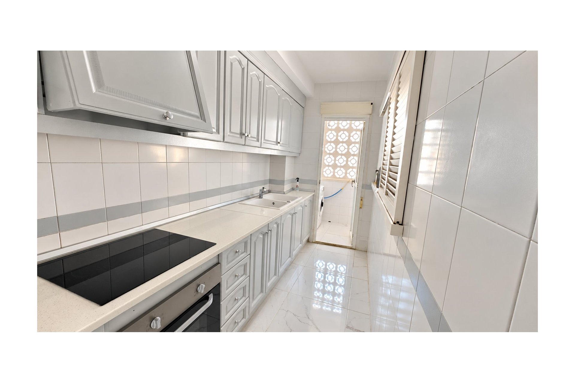 Återförsäljning - Apartment -
Torrevieja - Acequion