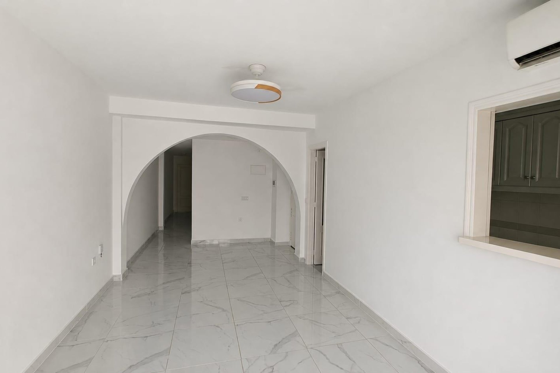 Återförsäljning - Apartment -
Torrevieja - Acequion